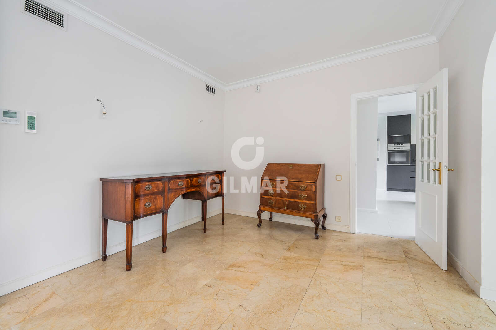 Property slider Gilmar