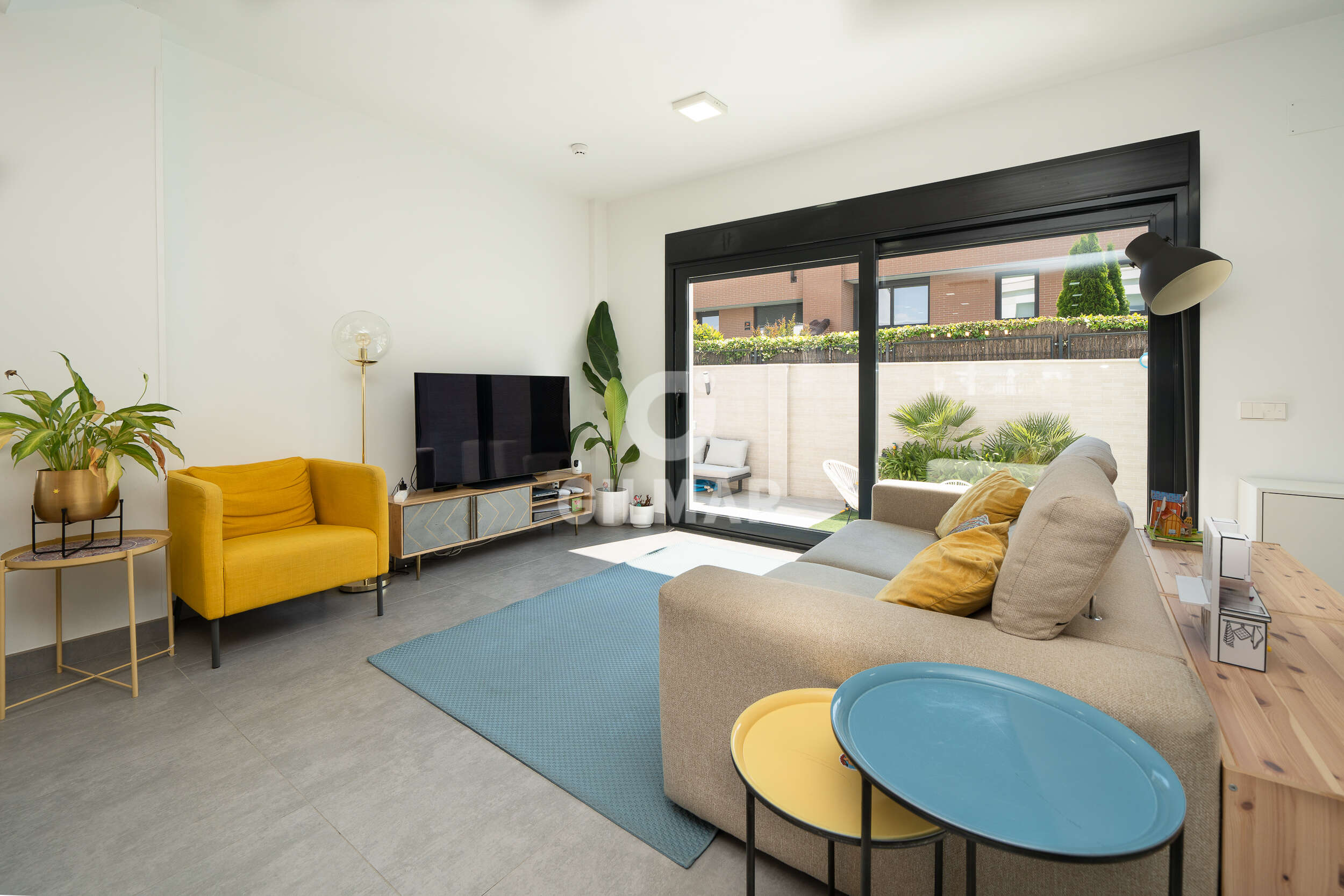 Photo of Semi-detached house