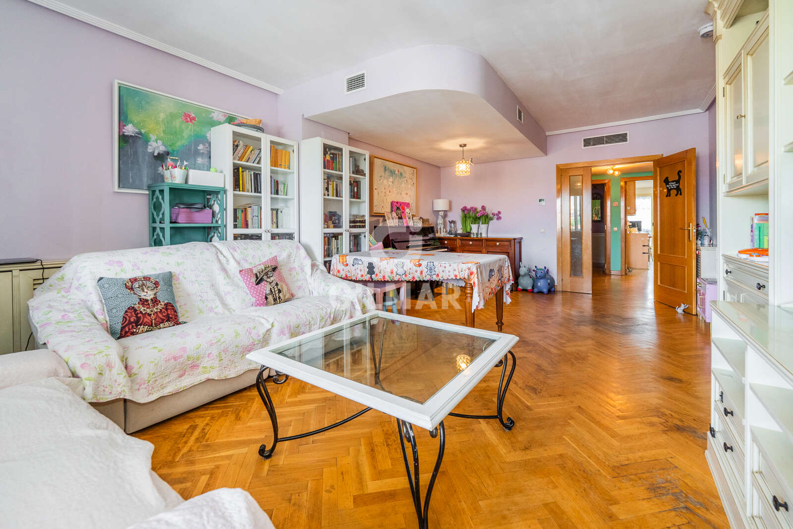 Property slider Gilmar