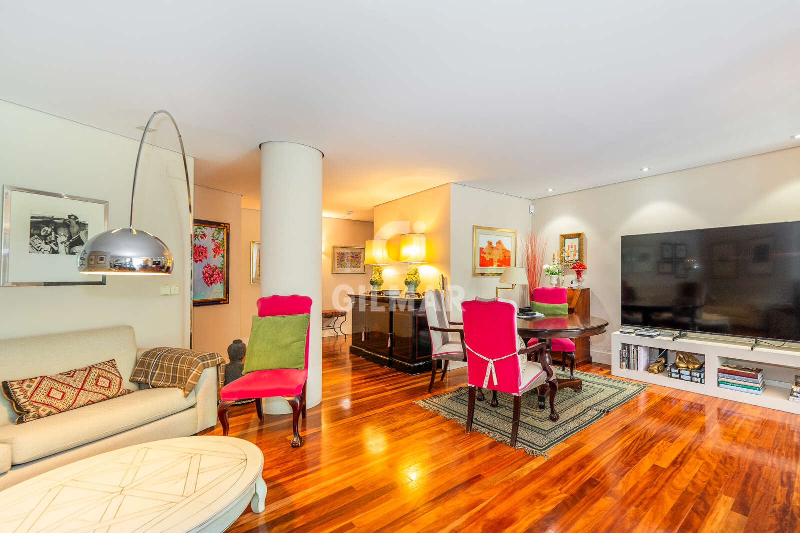 Property slider Gilmar