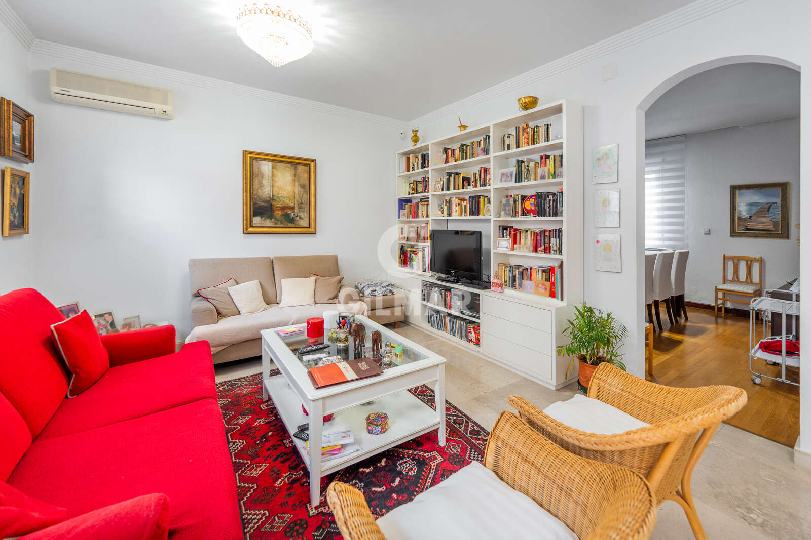Property slider Gilmar