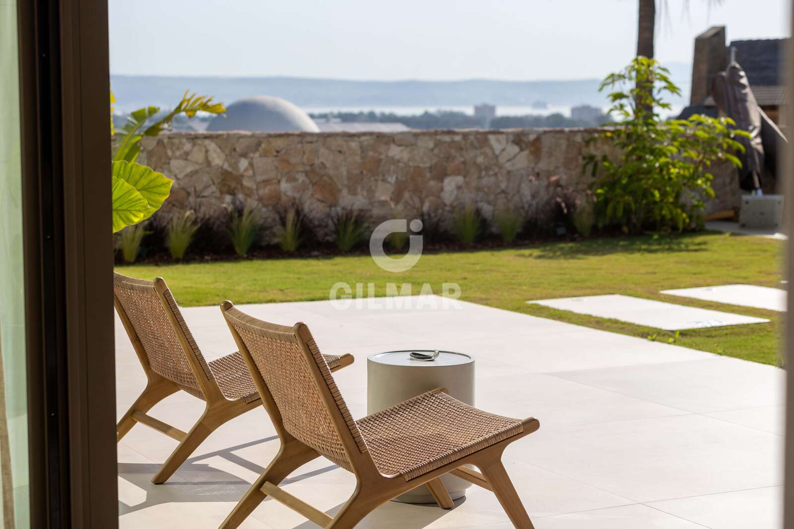 Property slider Gilmar