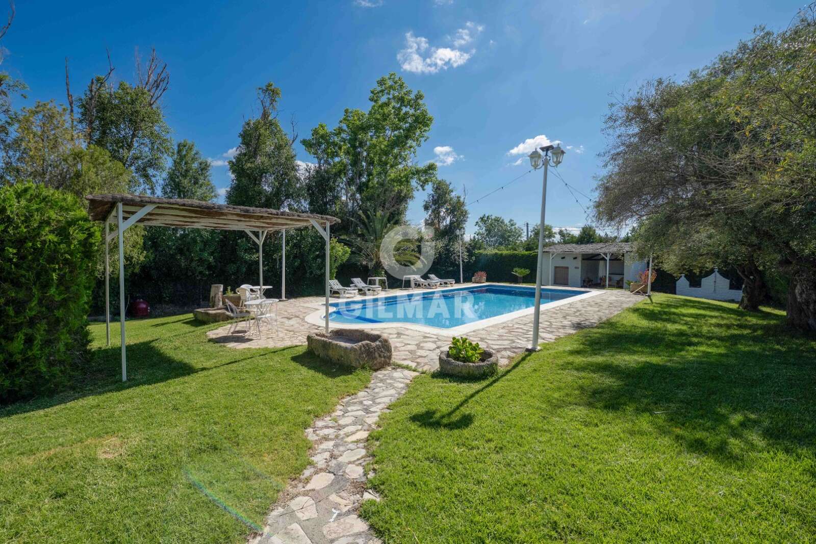 Property slider Gilmar