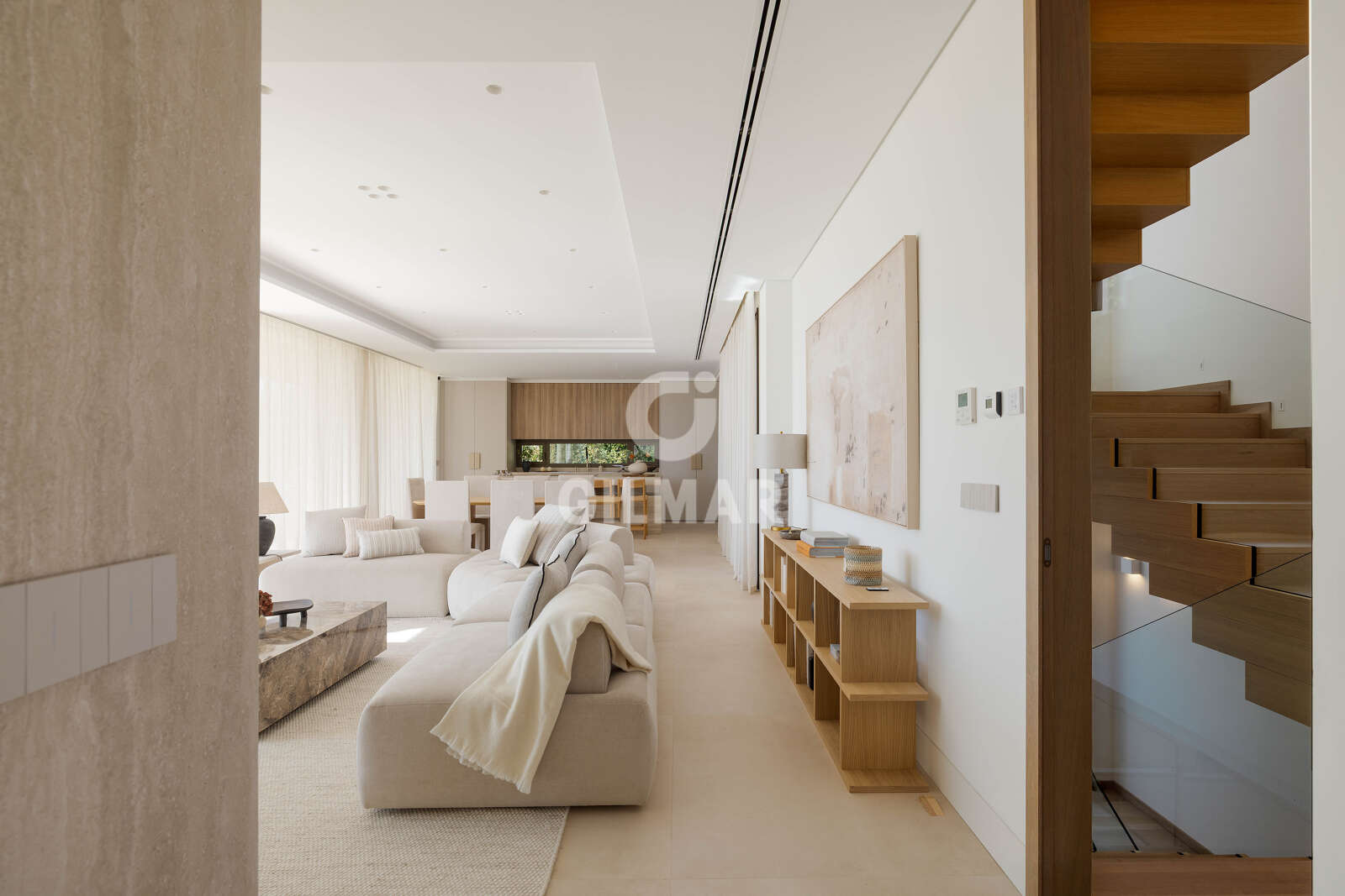Property slider Gilmar