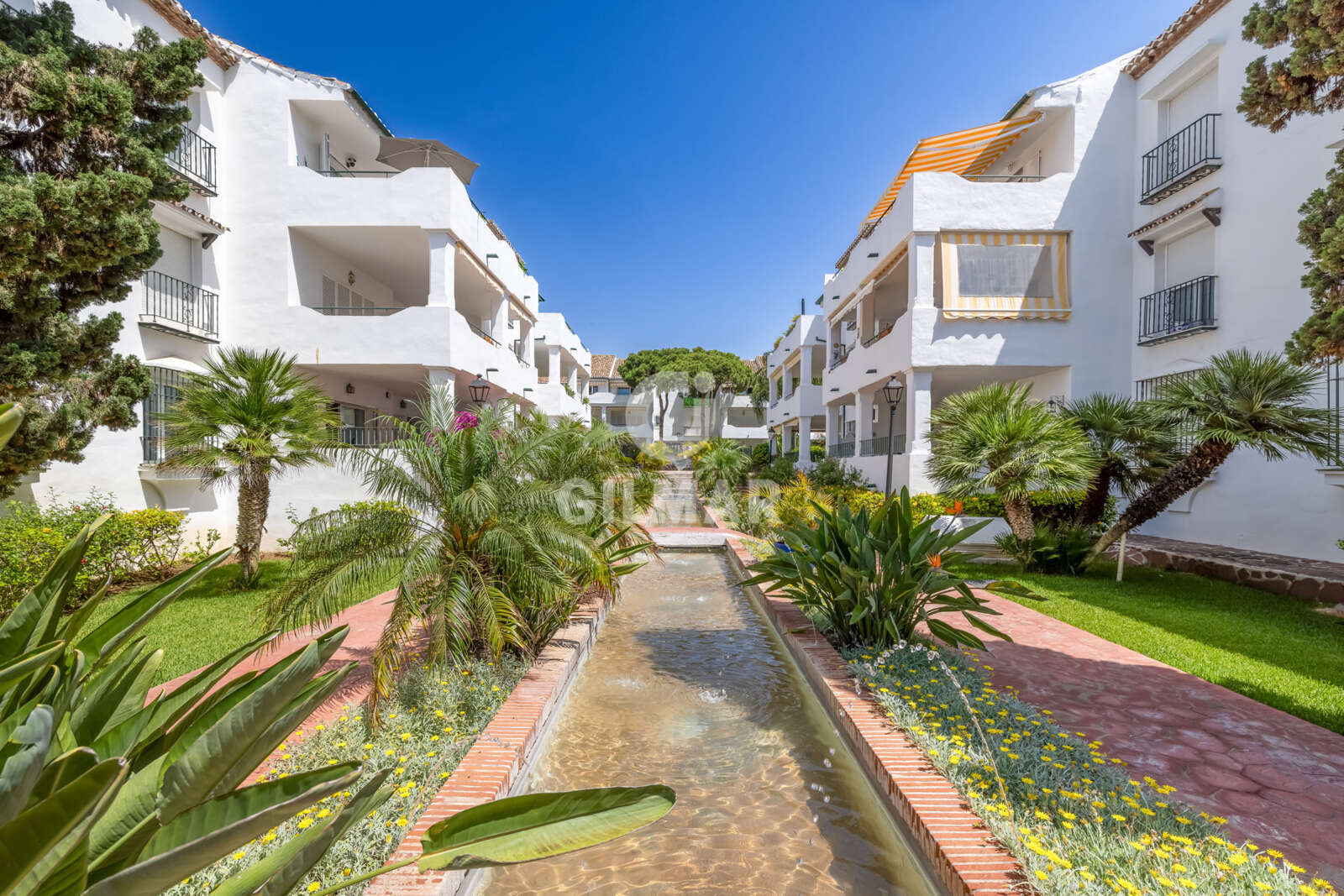 Property slider Gilmar