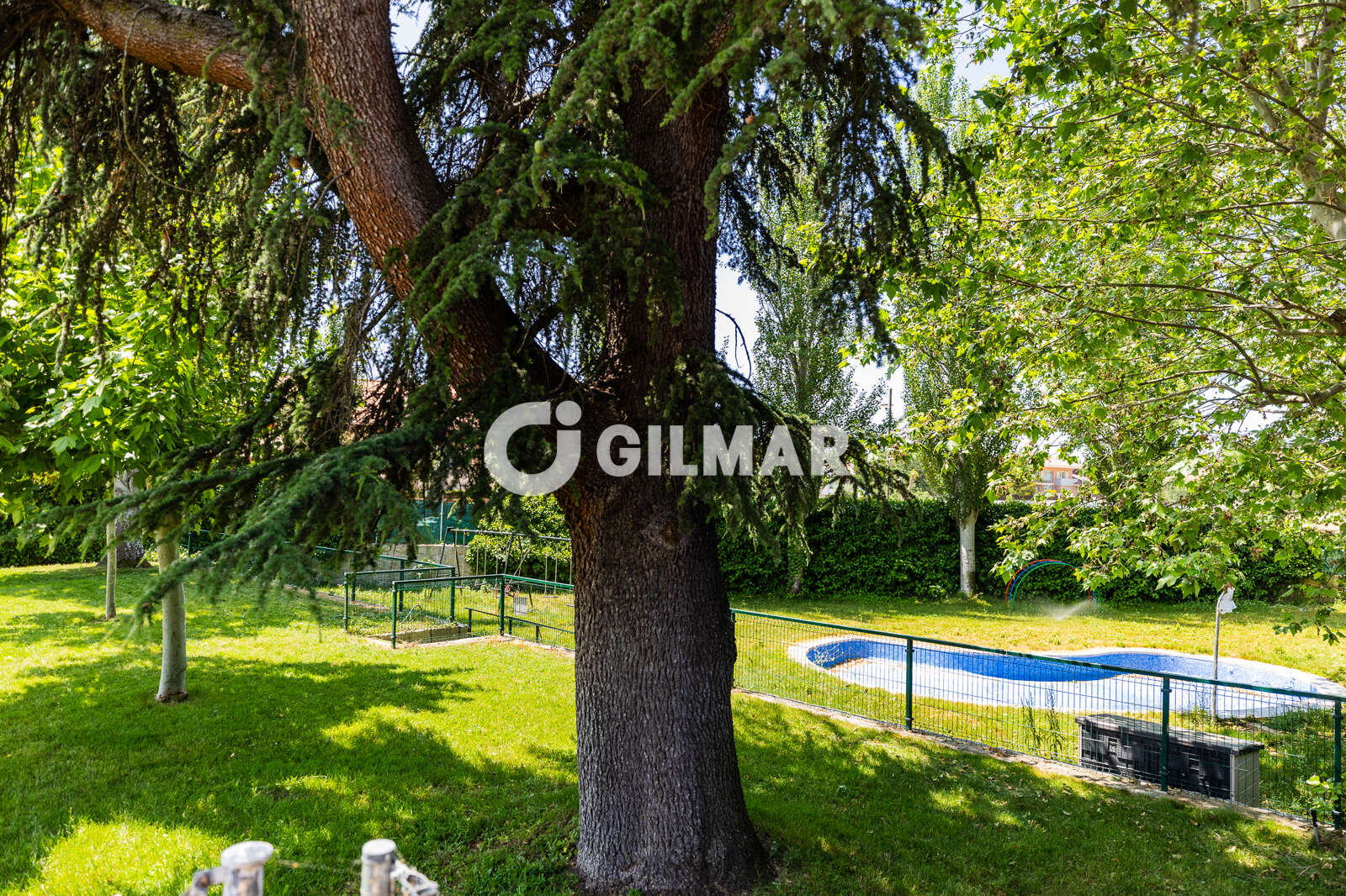 Property slider Gilmar