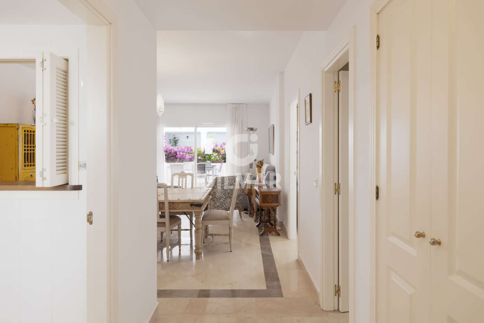Property slider Gilmar