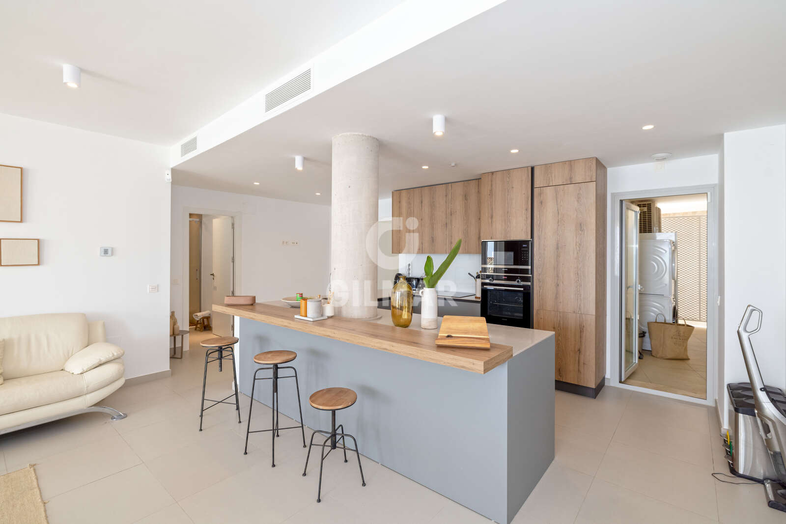 Property slider Gilmar