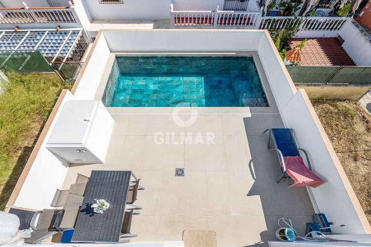 Chalet Adosado en venta en Chiclana de la Frontera – Cádiz | Gilmar