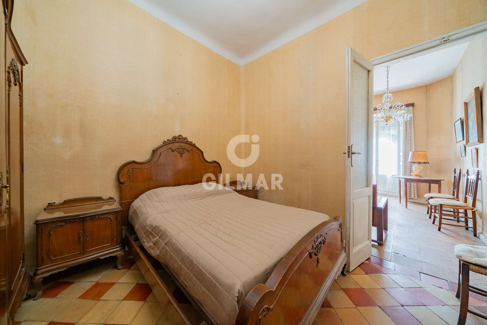 Property slider Gilmar