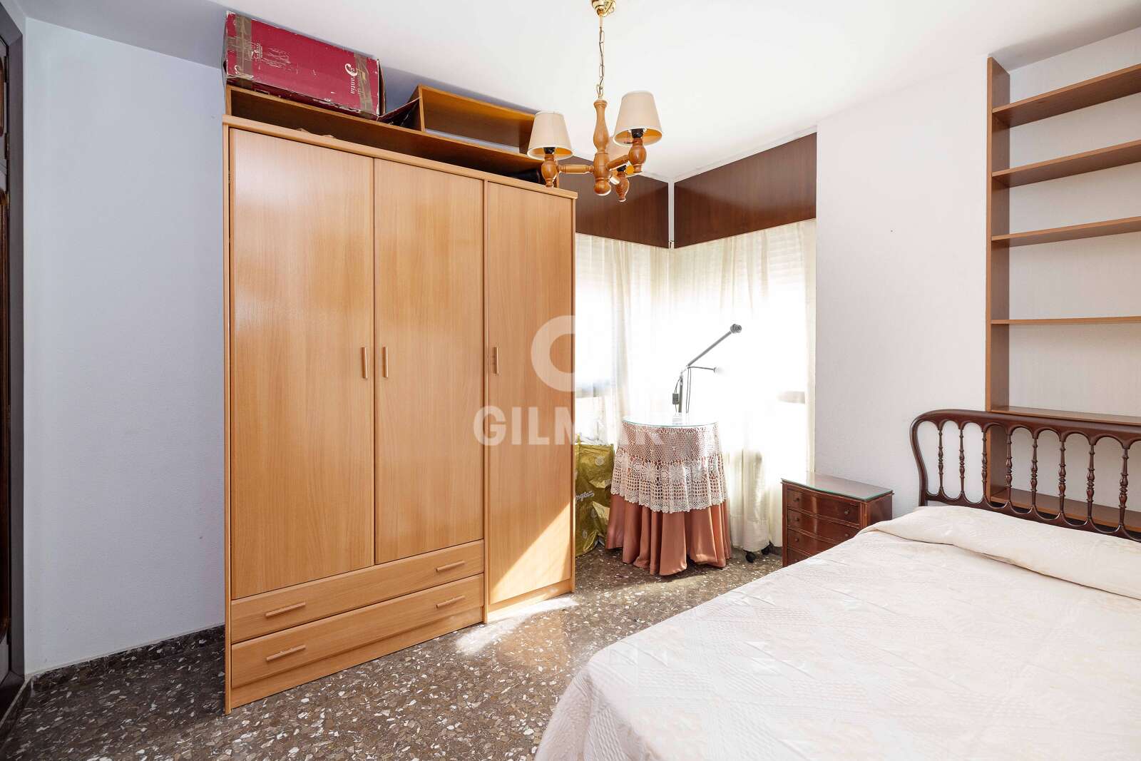 Property slider Gilmar