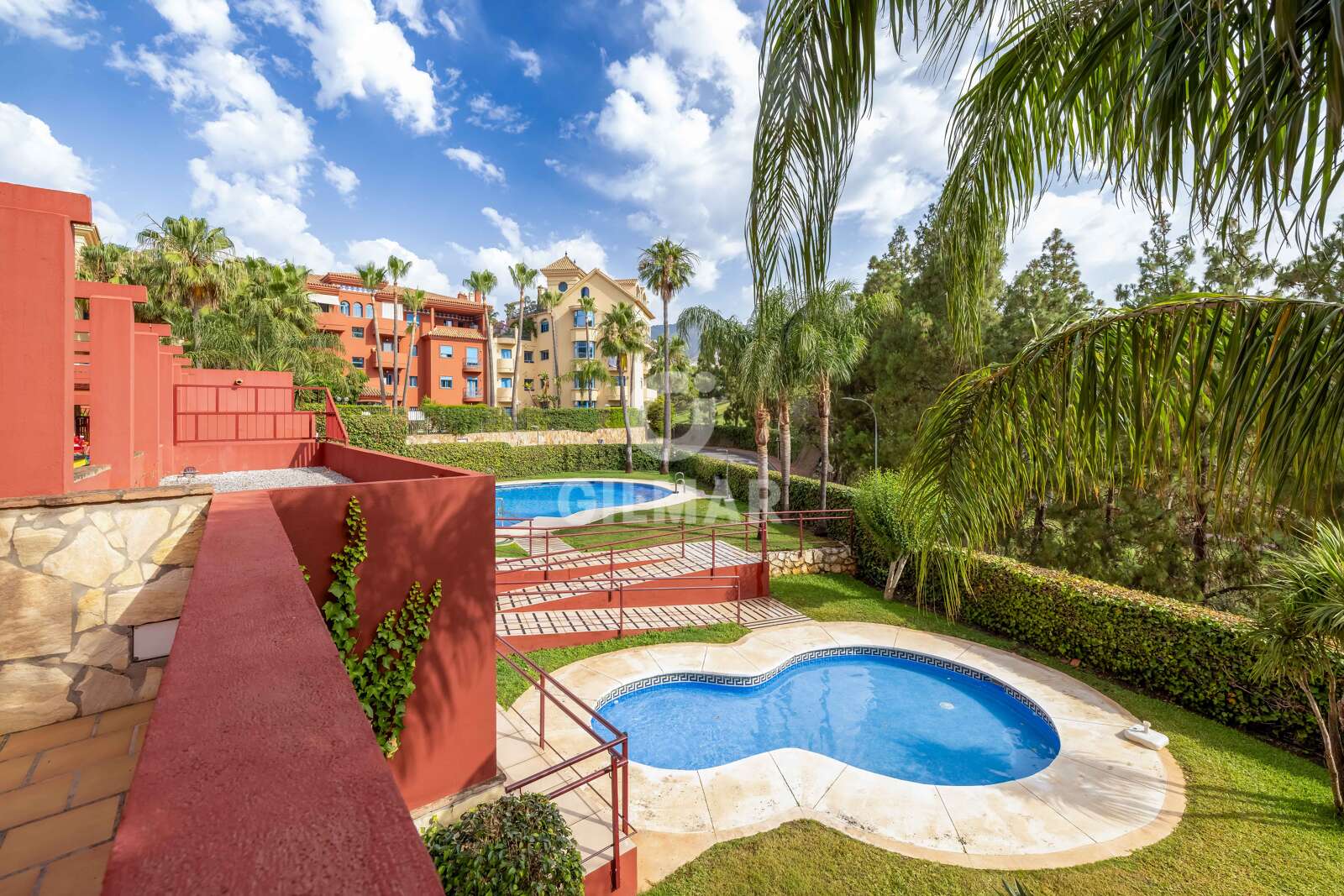 Property slider Gilmar