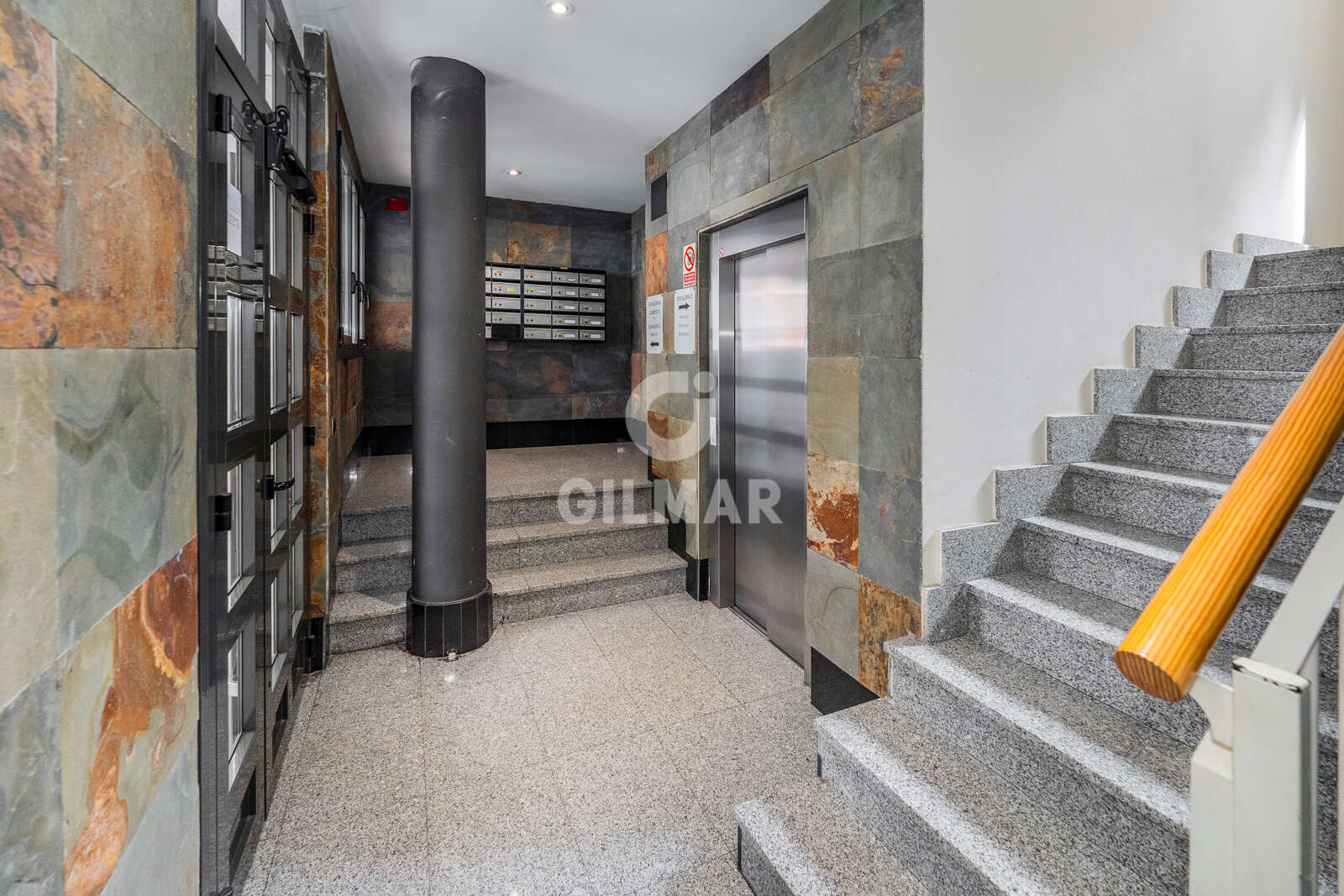 Property slider Gilmar