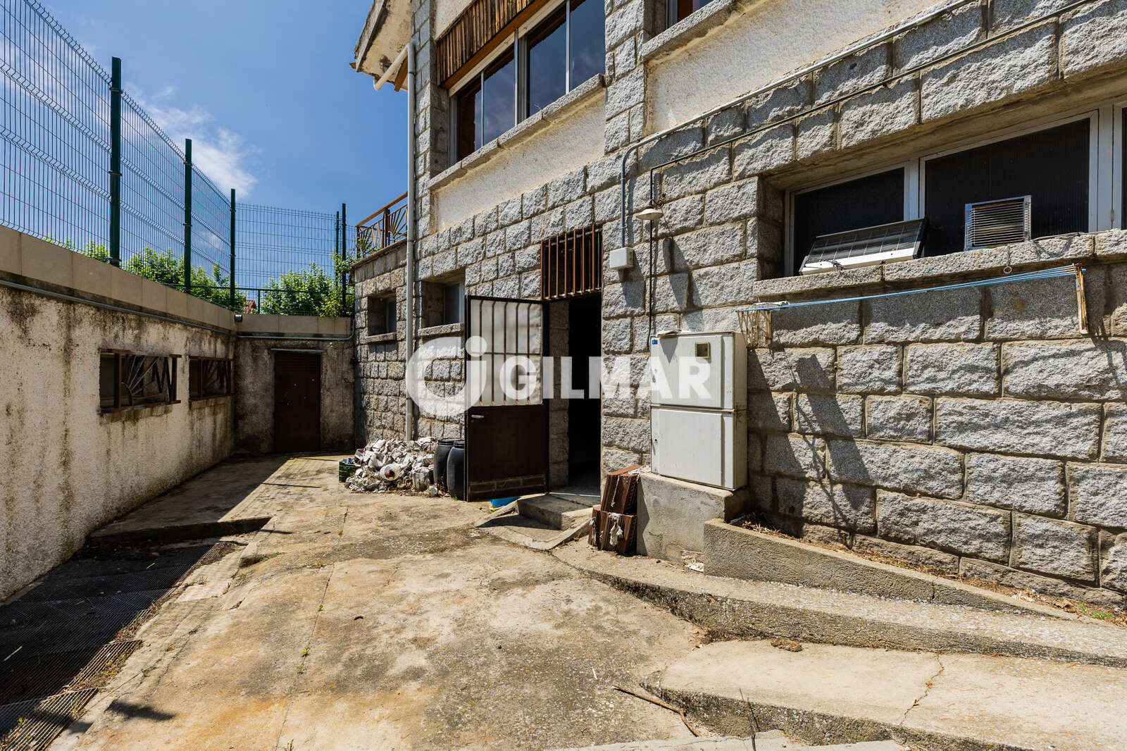 Property slider Gilmar