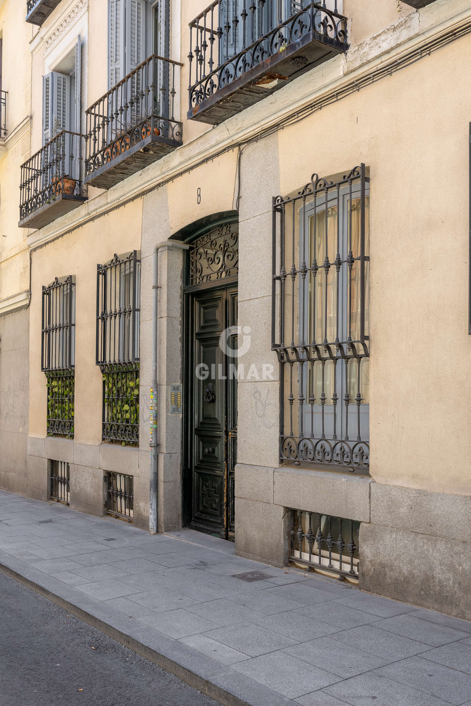 Property slider Gilmar