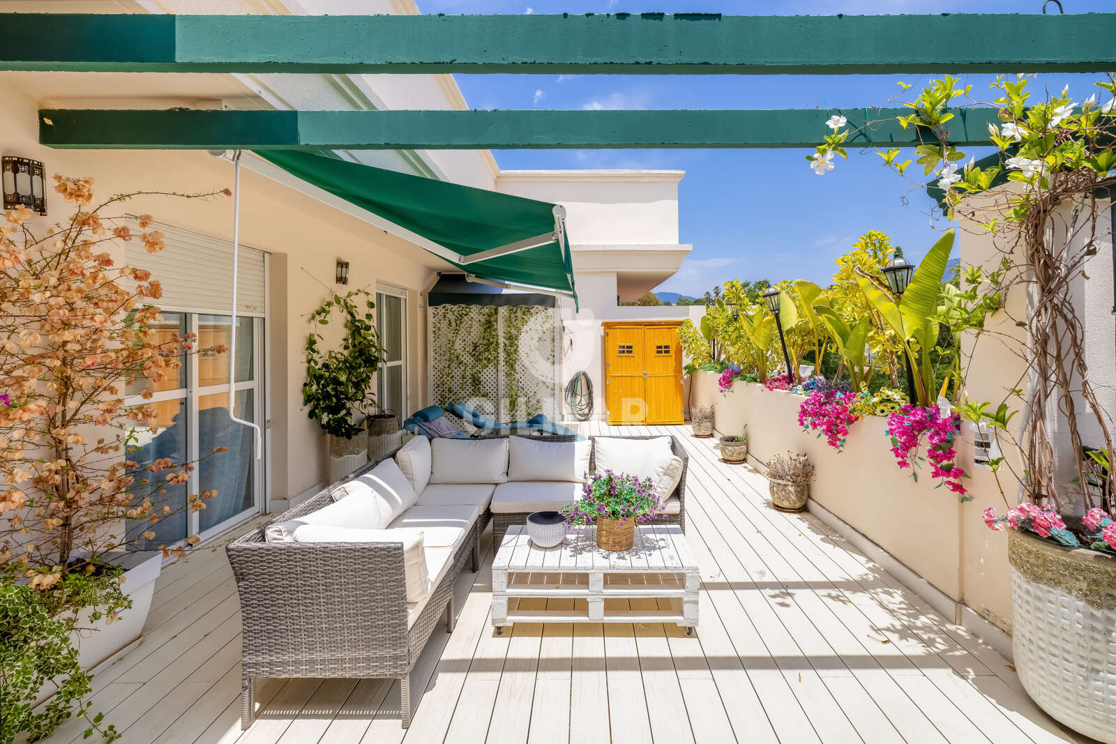 Property slider Gilmar