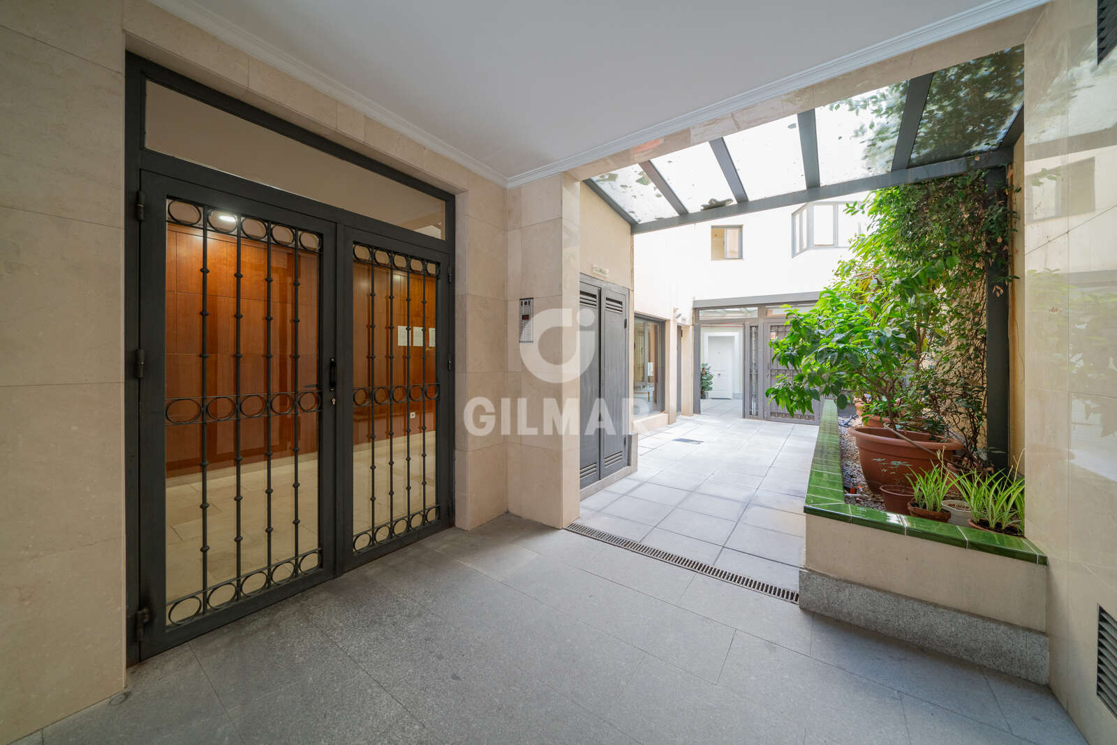Property slider Gilmar