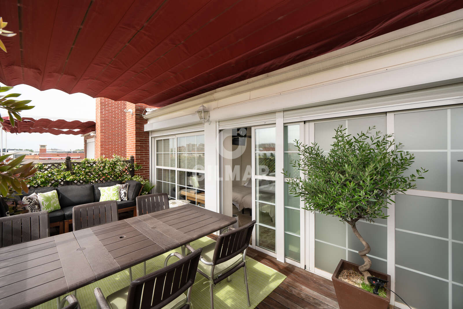 Property slider Gilmar