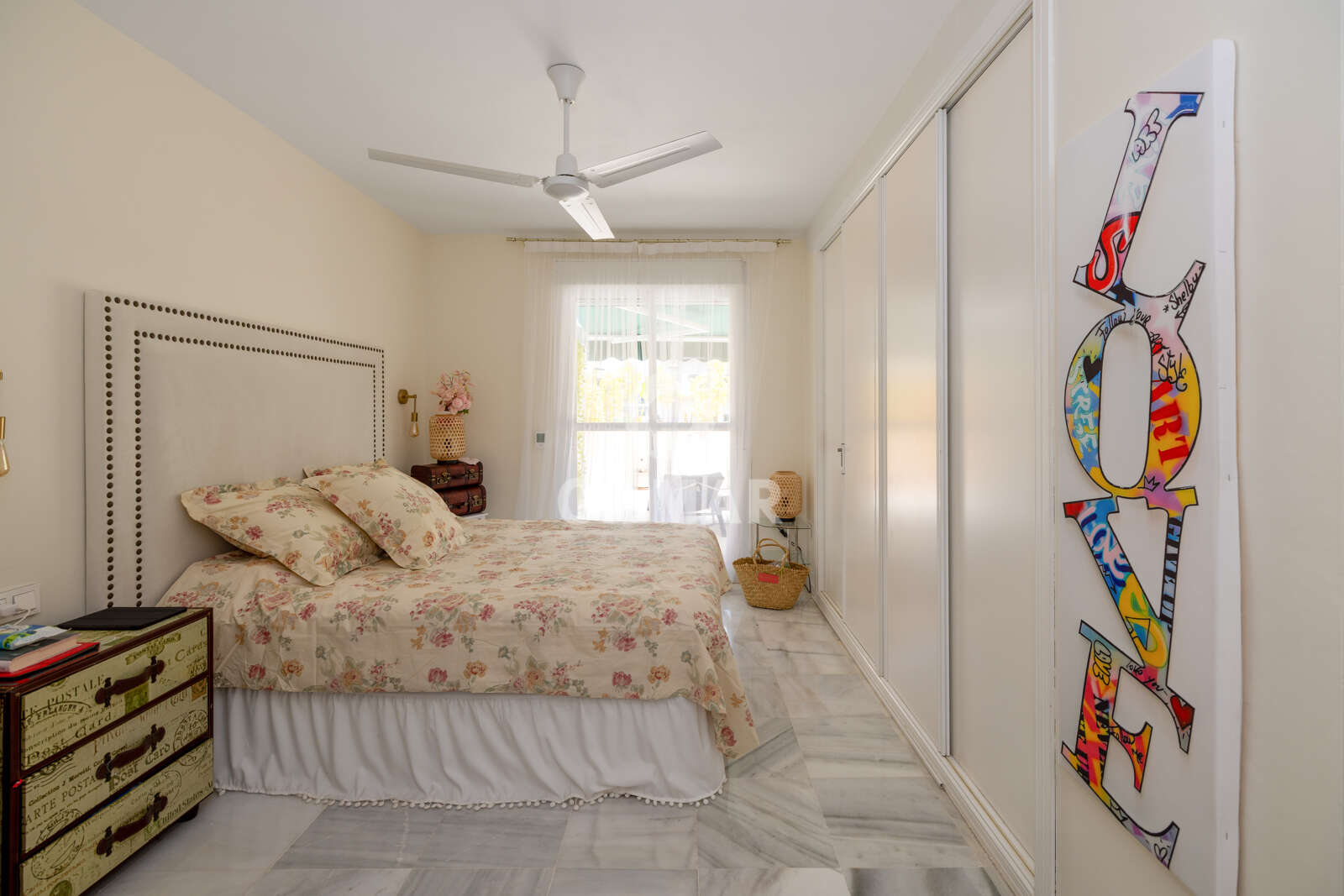 Property slider Gilmar