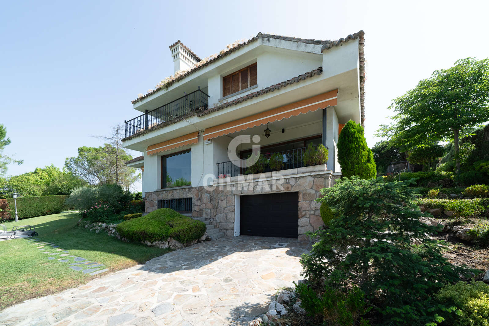 Property slider Gilmar