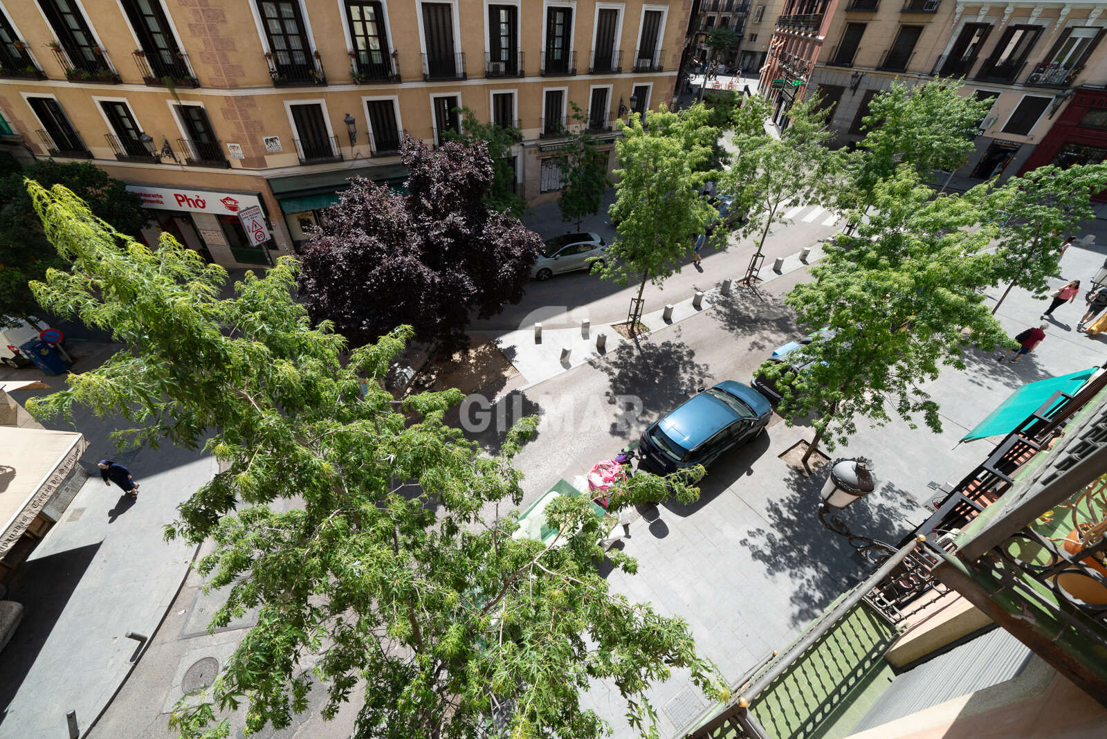 Property slider Gilmar