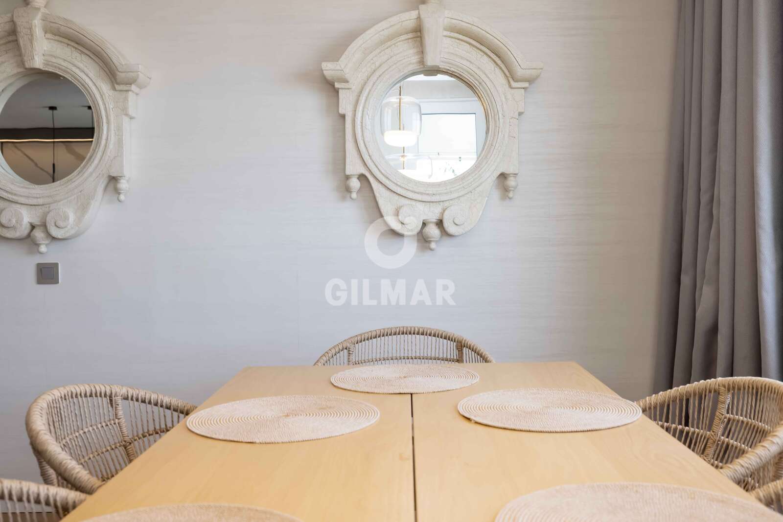 Property slider Gilmar