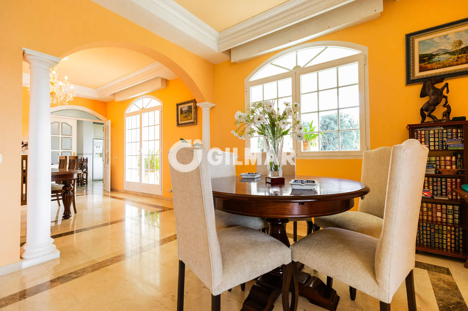 Property slider Gilmar