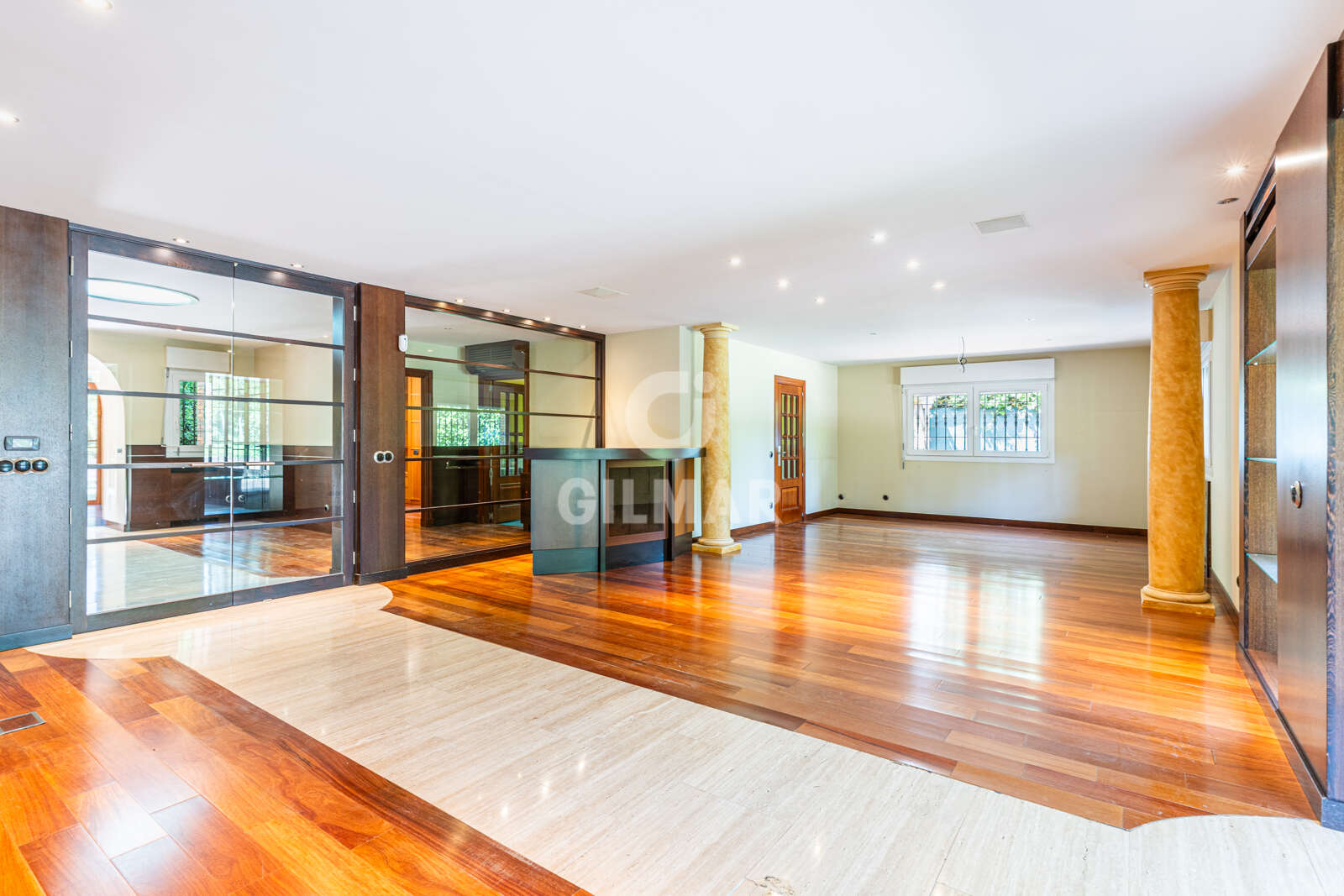 Property slider Gilmar
