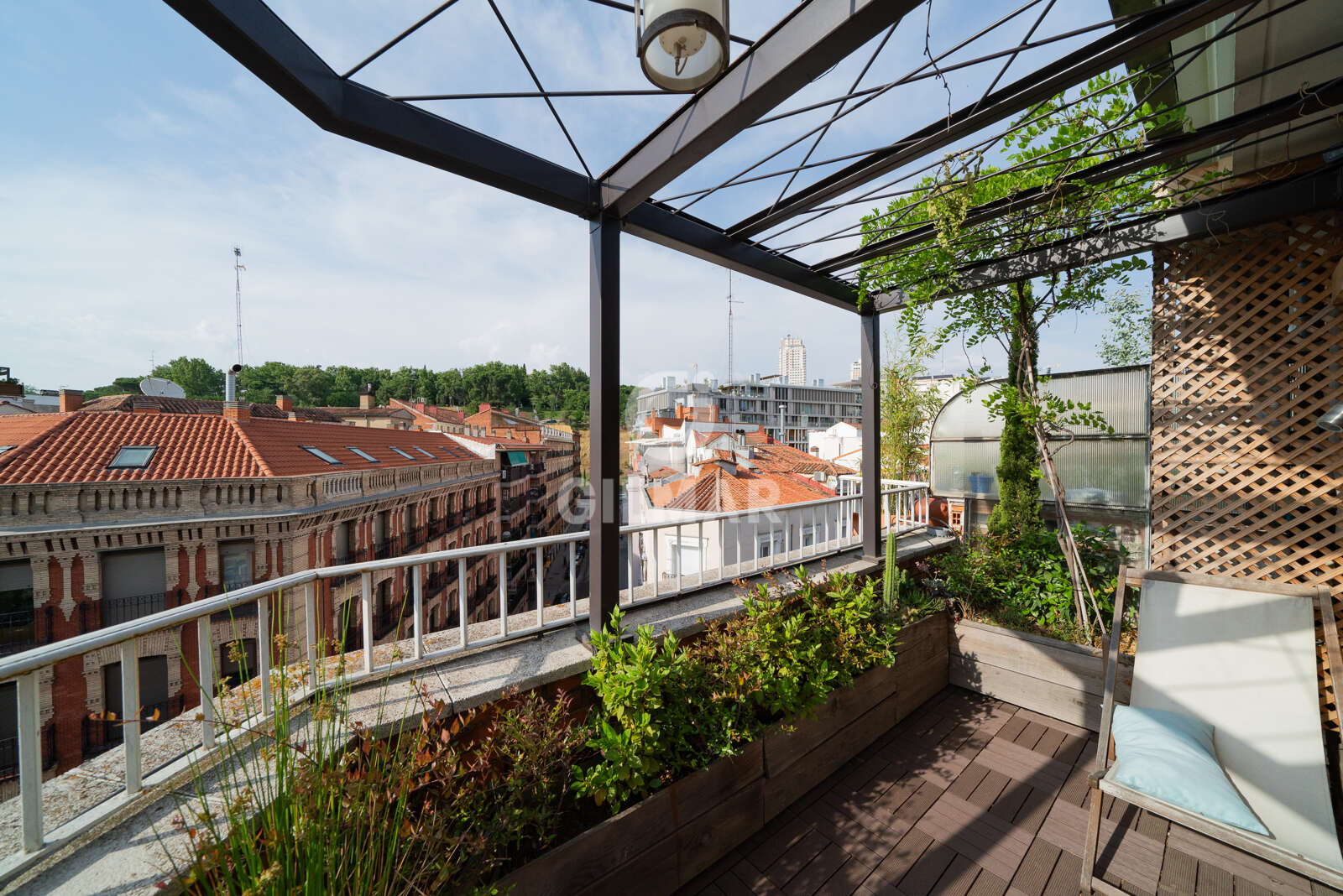 Property slider Gilmar
