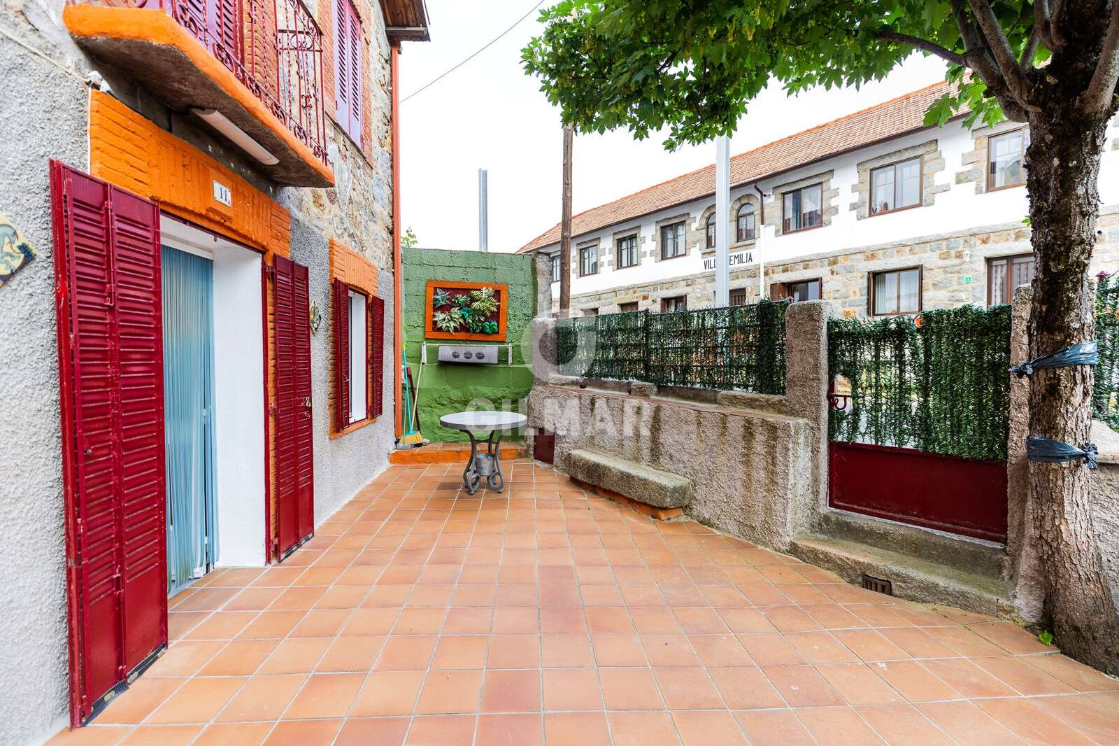 Property slider Gilmar