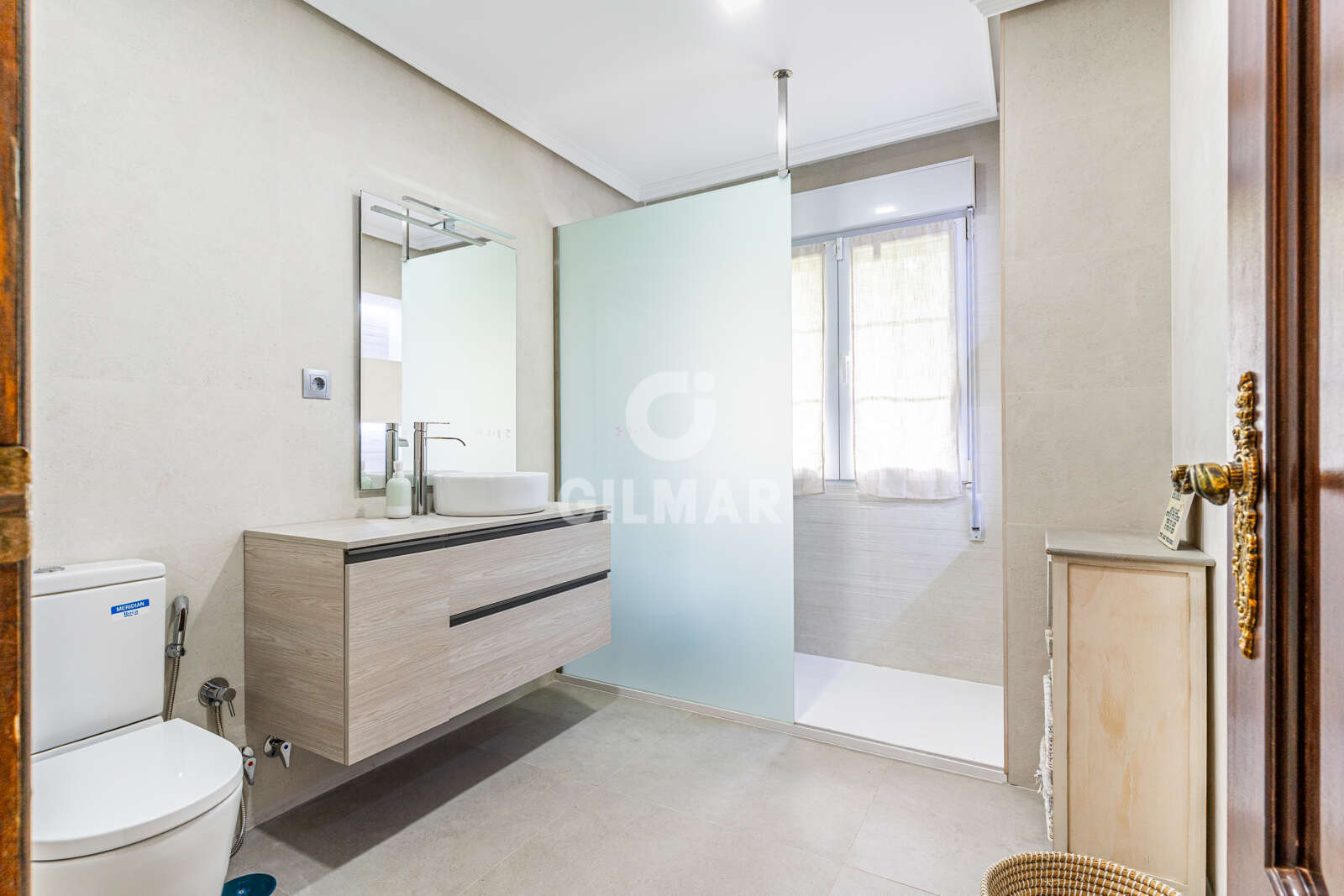 Property slider Gilmar