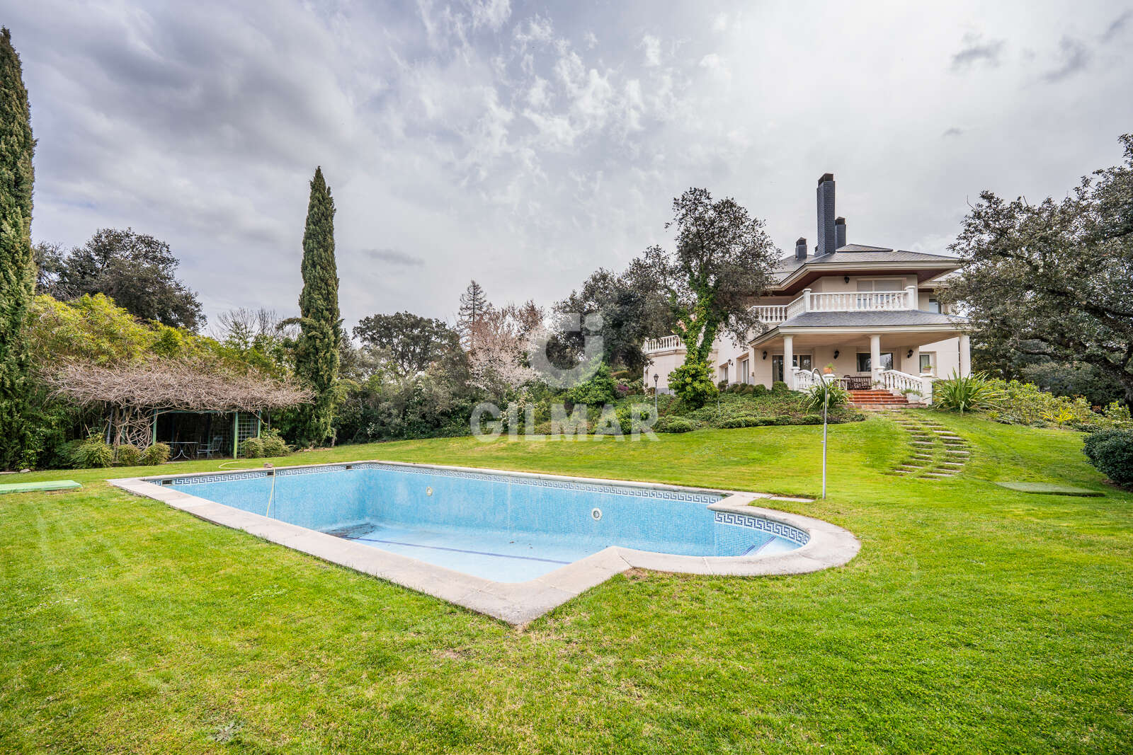 Property slider Gilmar