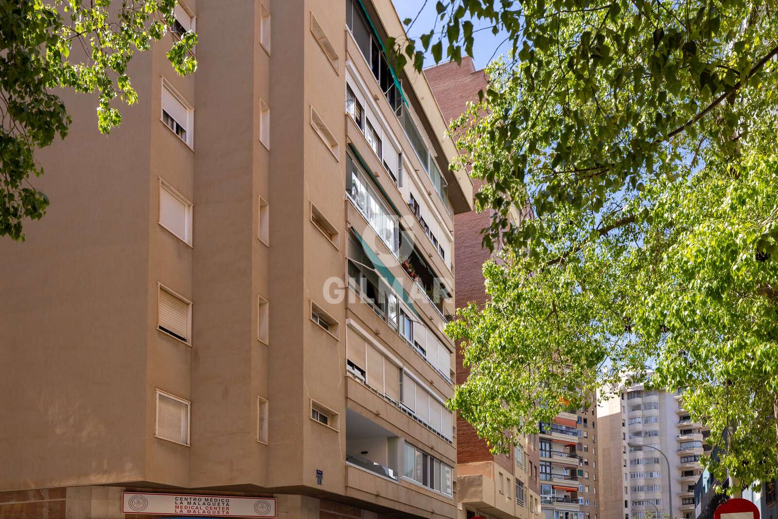 Property slider Gilmar