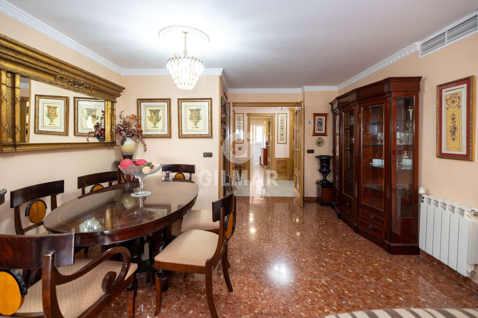 Property slider Gilmar