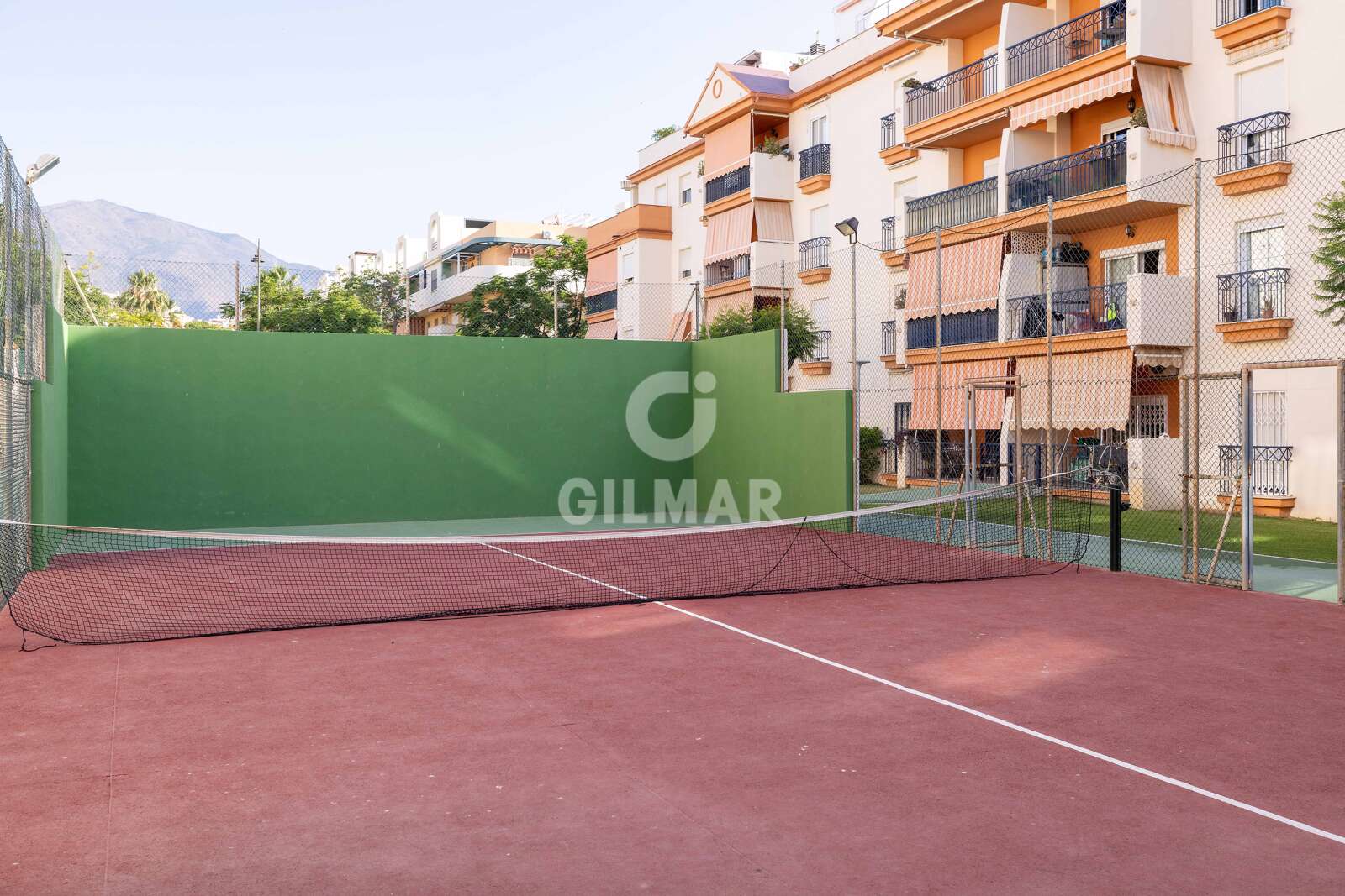 Property slider Gilmar