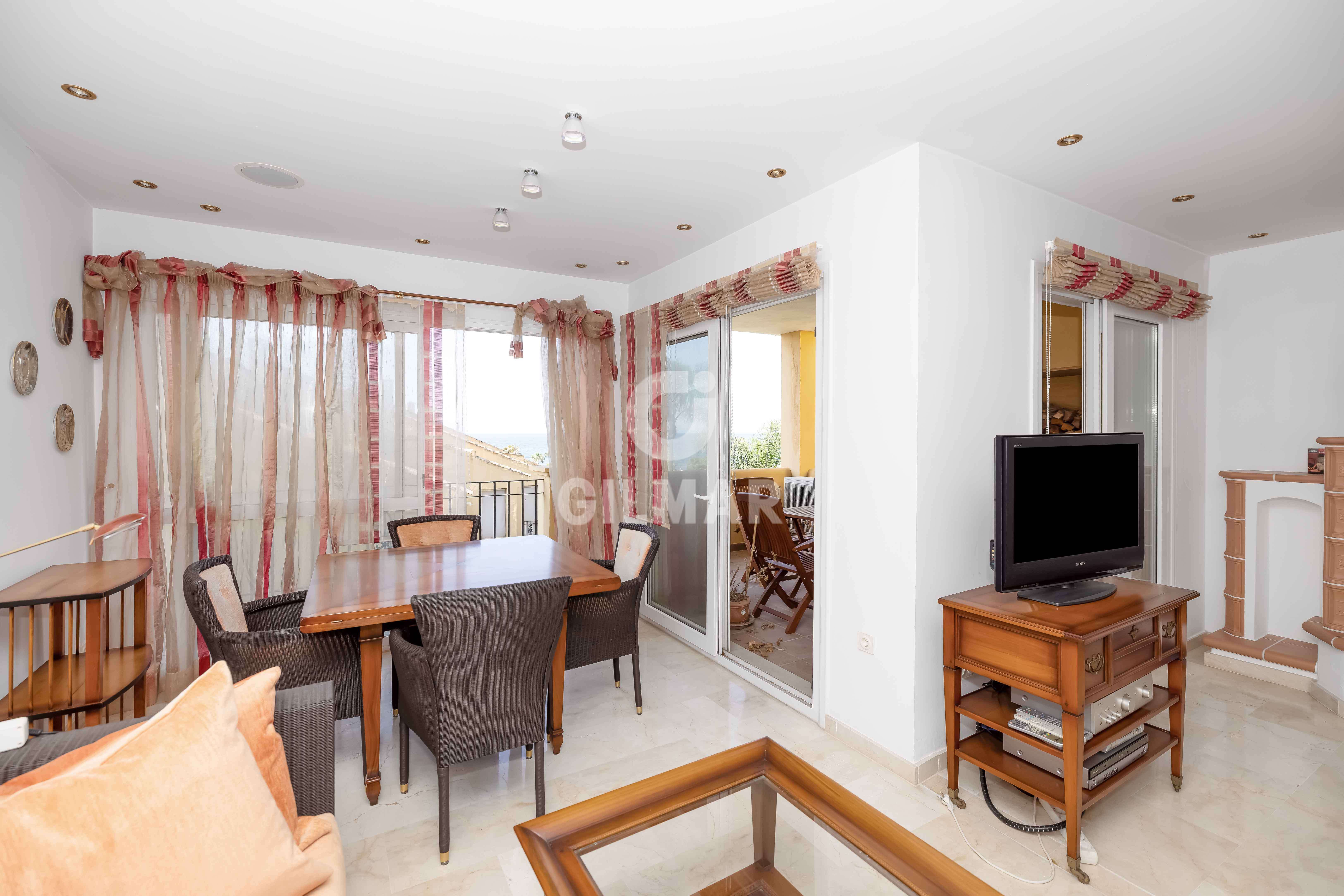 Photo of Triplex