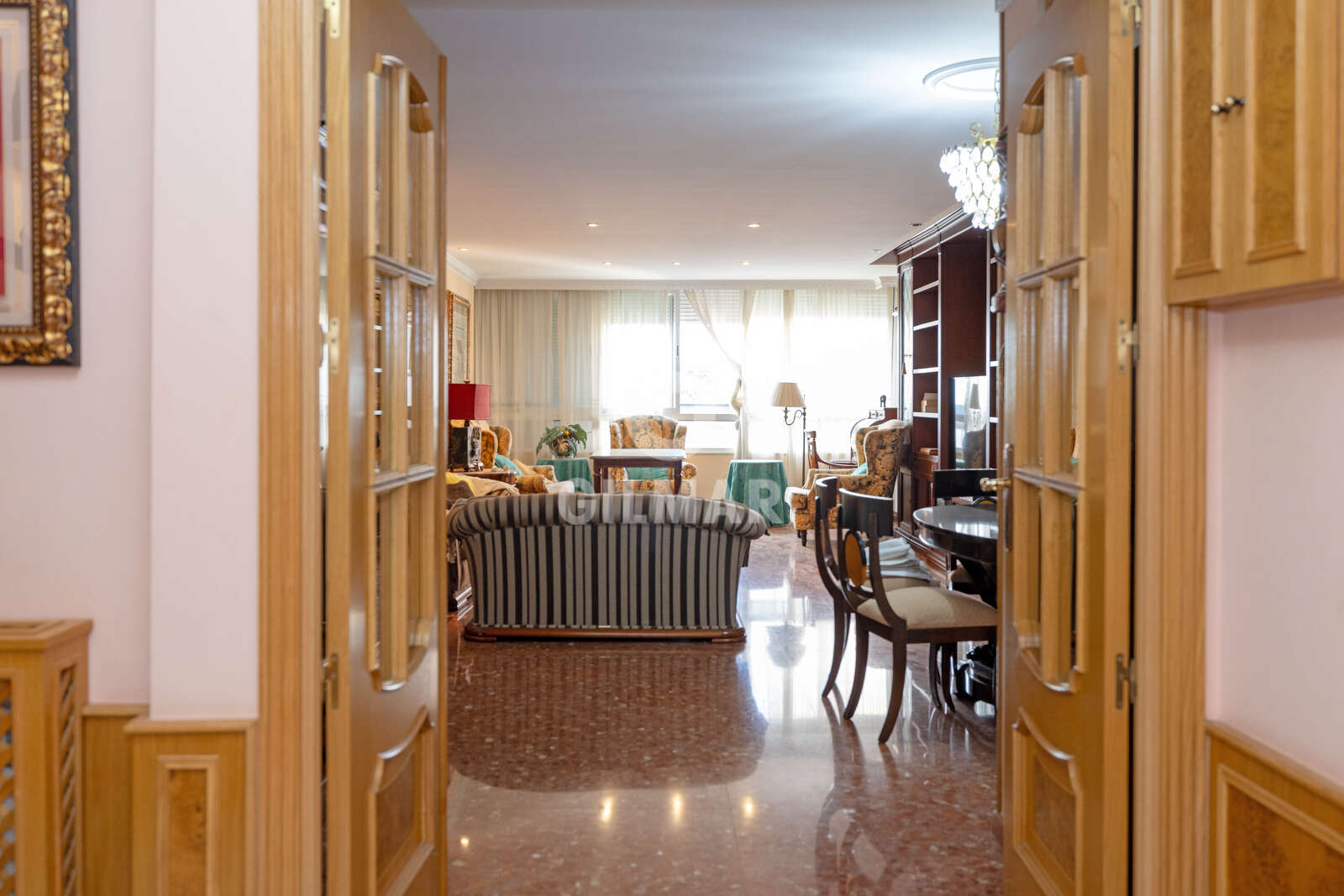 Property slider Gilmar