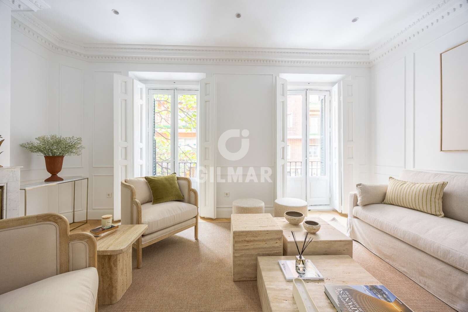 Property slider Gilmar