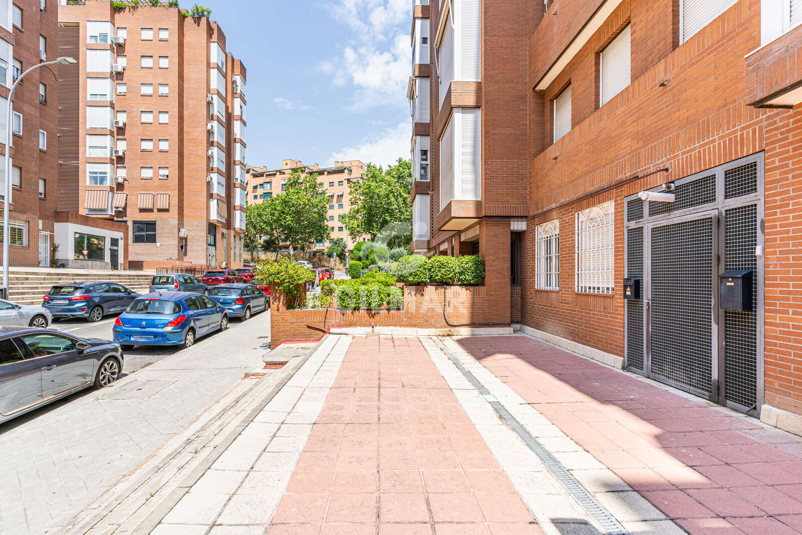 Property slider Gilmar