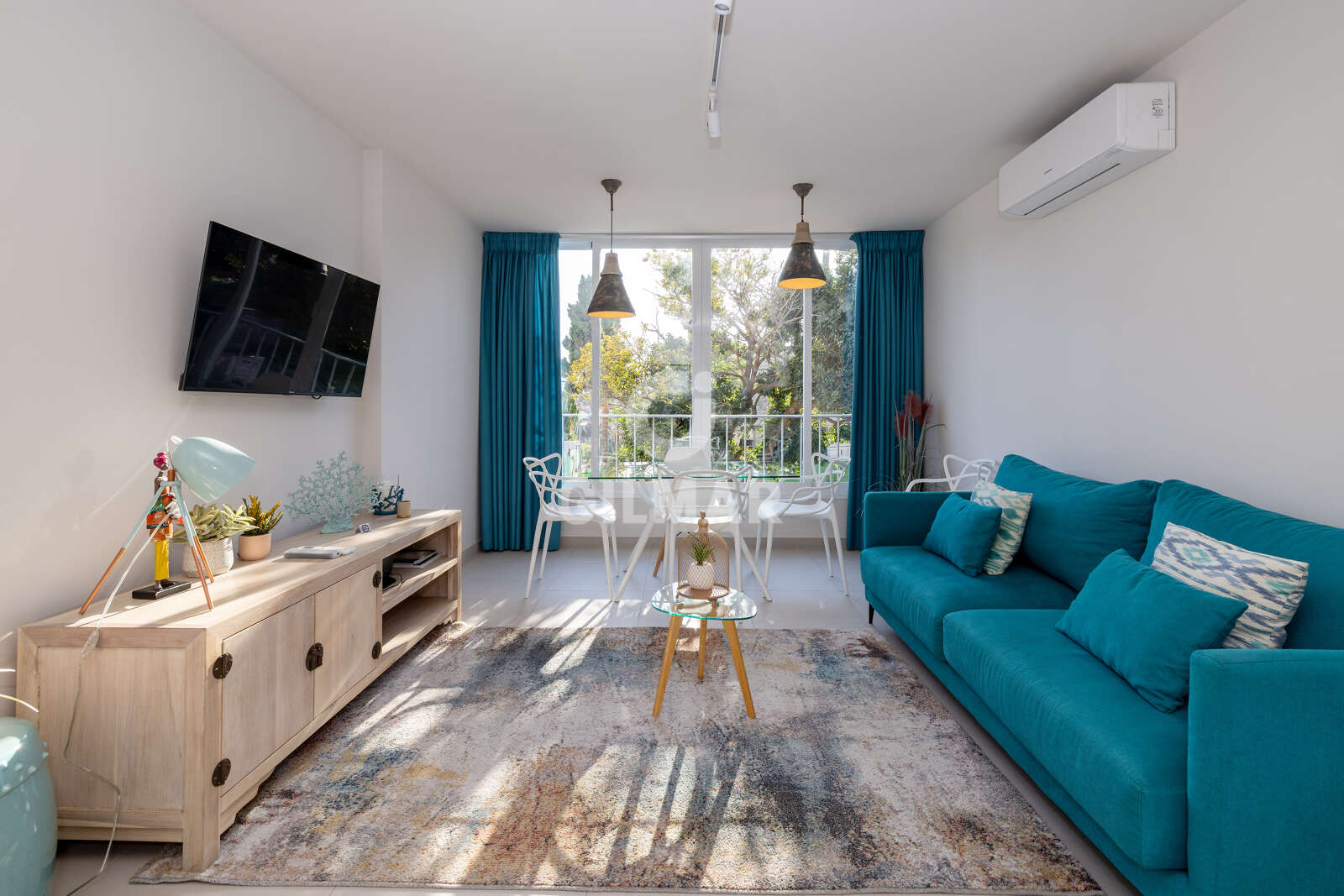 Property slider Gilmar