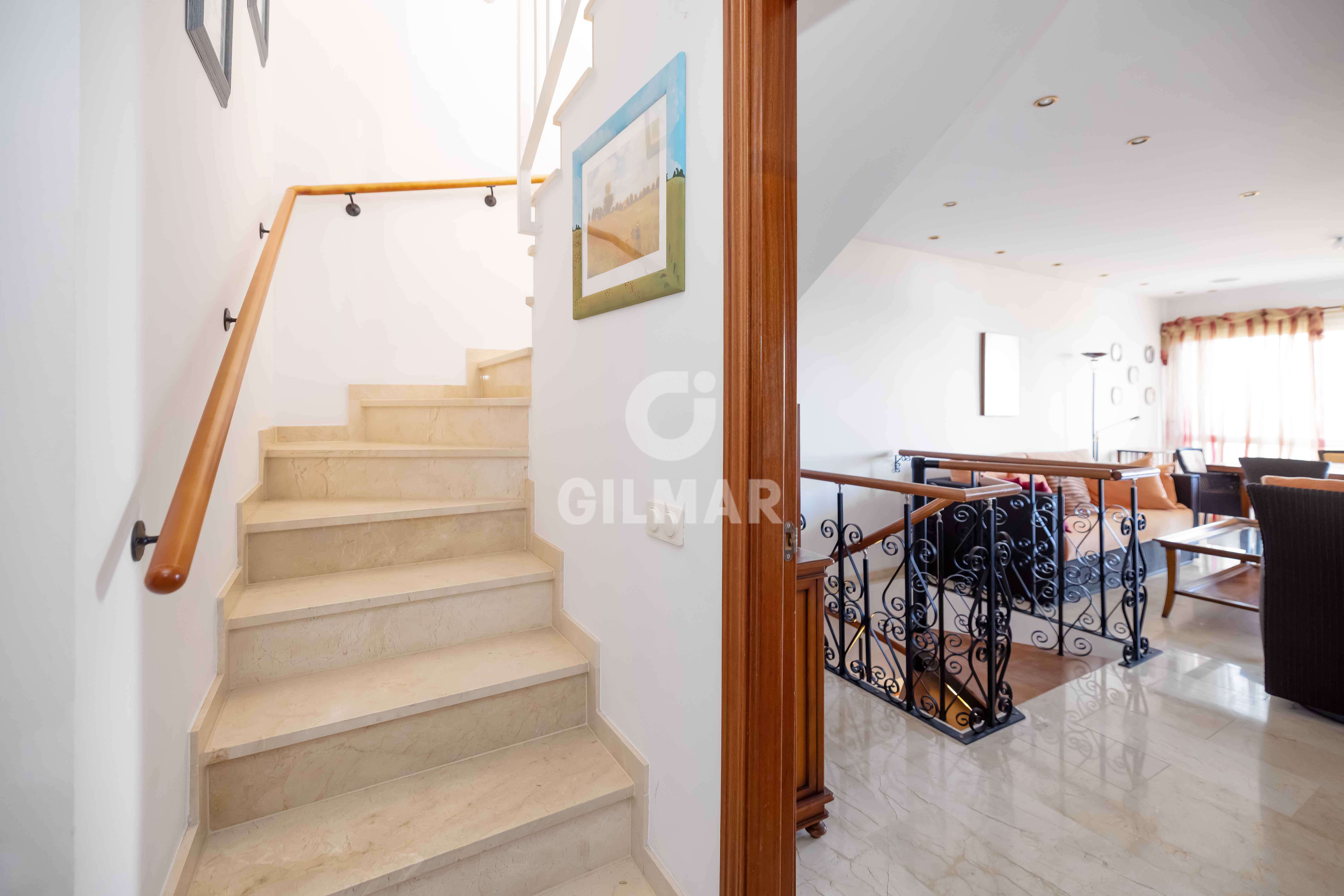 Photo of Triplex