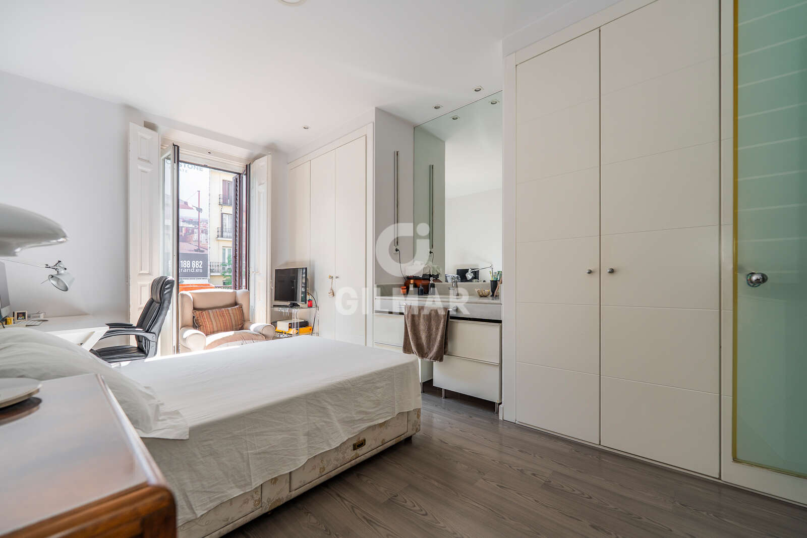 Property slider Gilmar