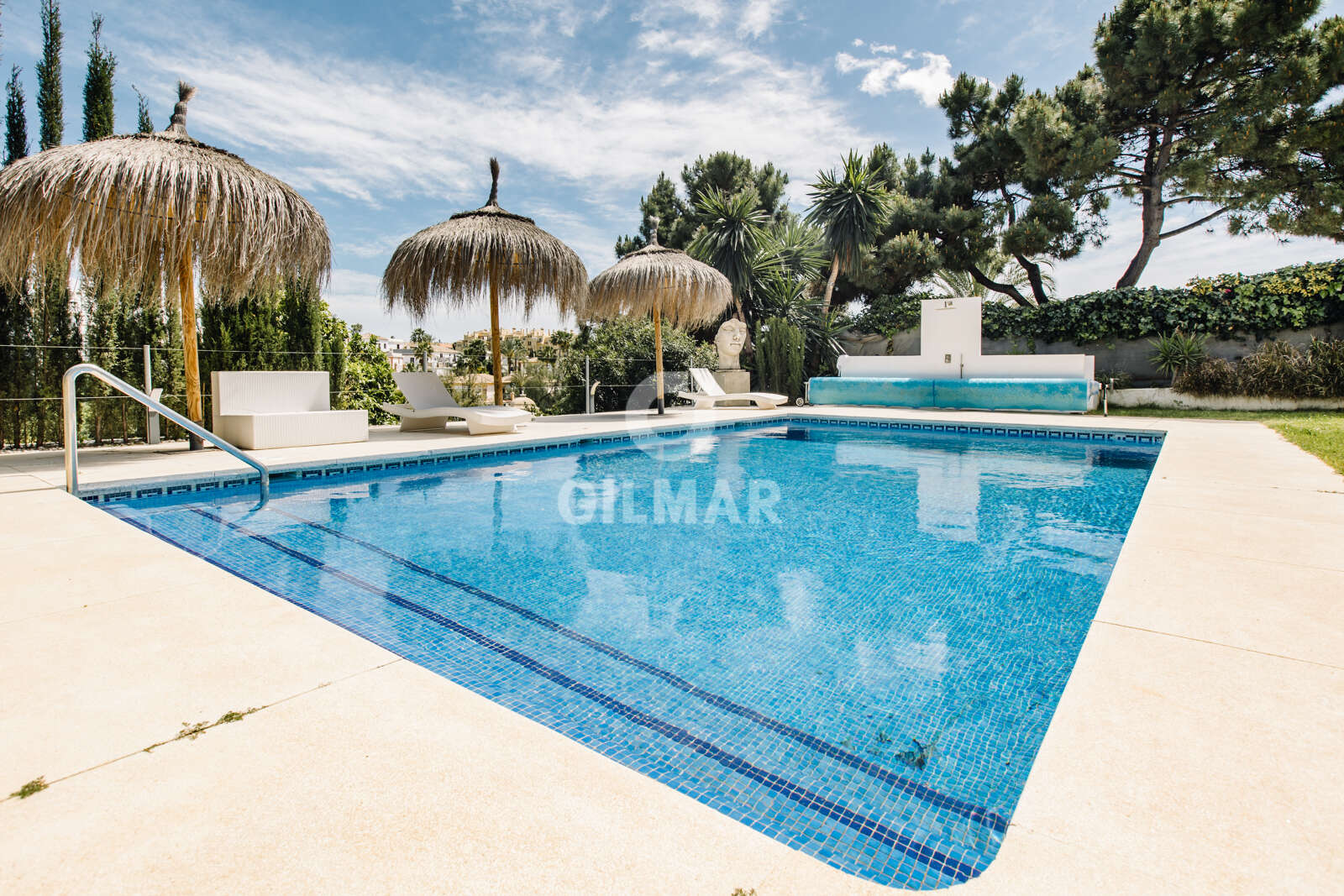 Property slider Gilmar