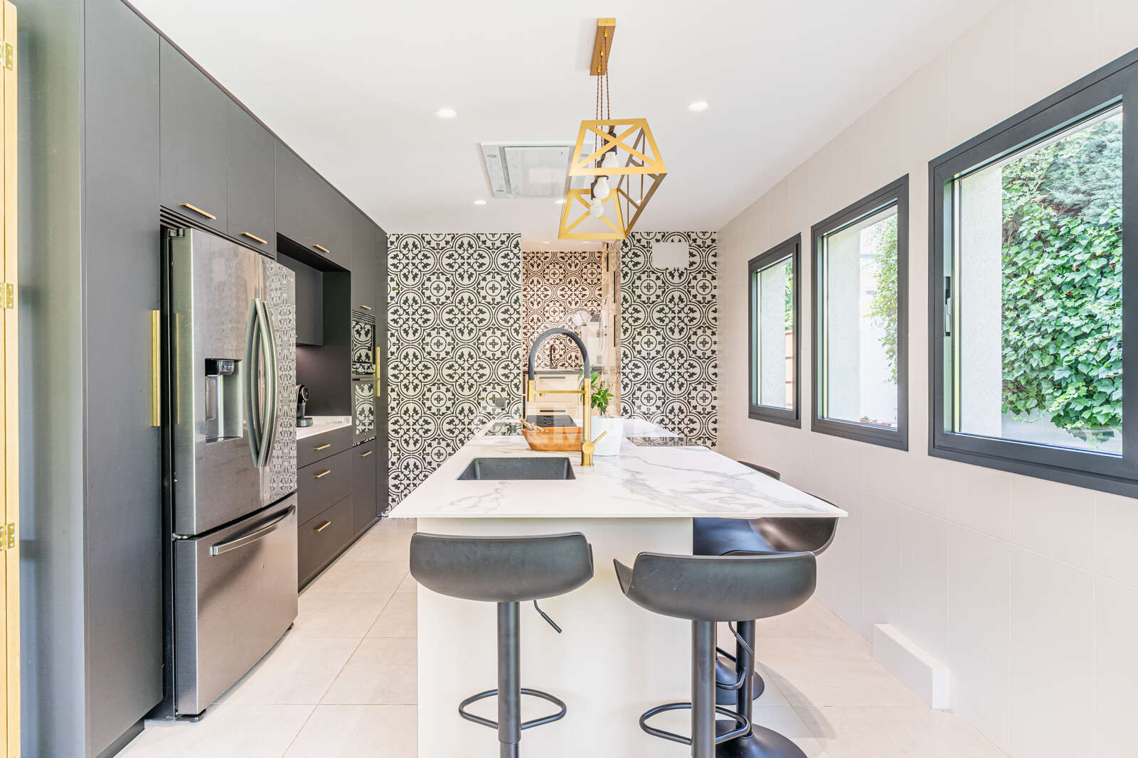 Property slider Gilmar