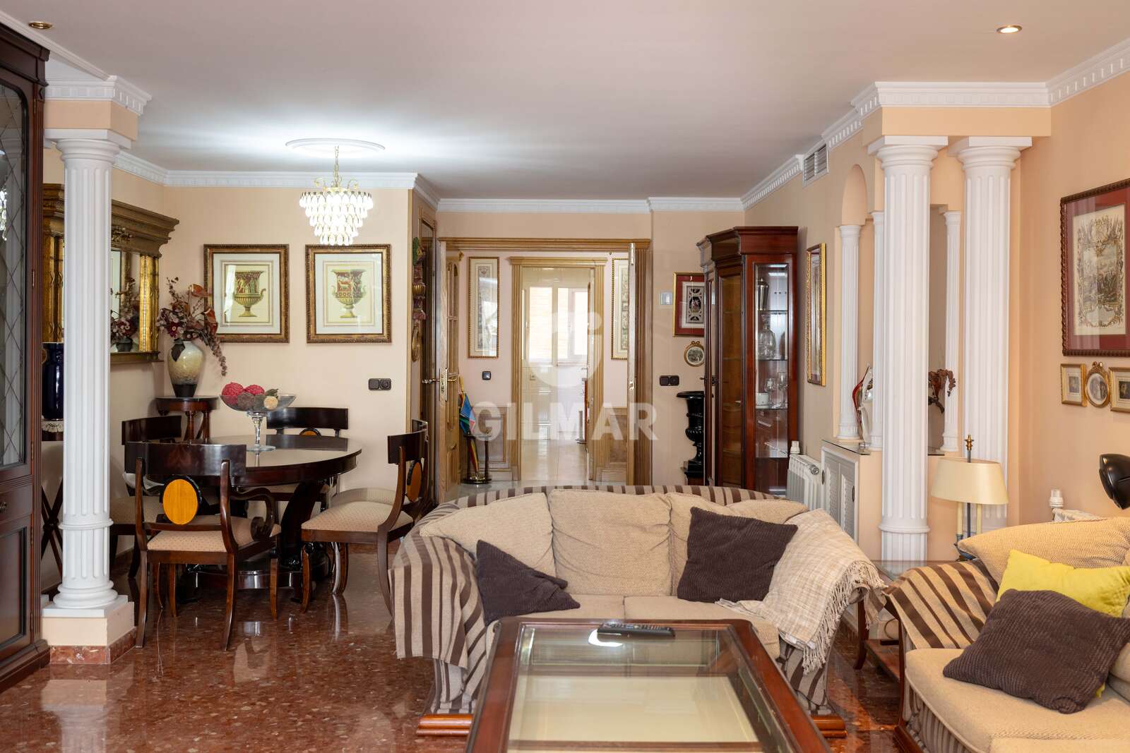 Property slider Gilmar
