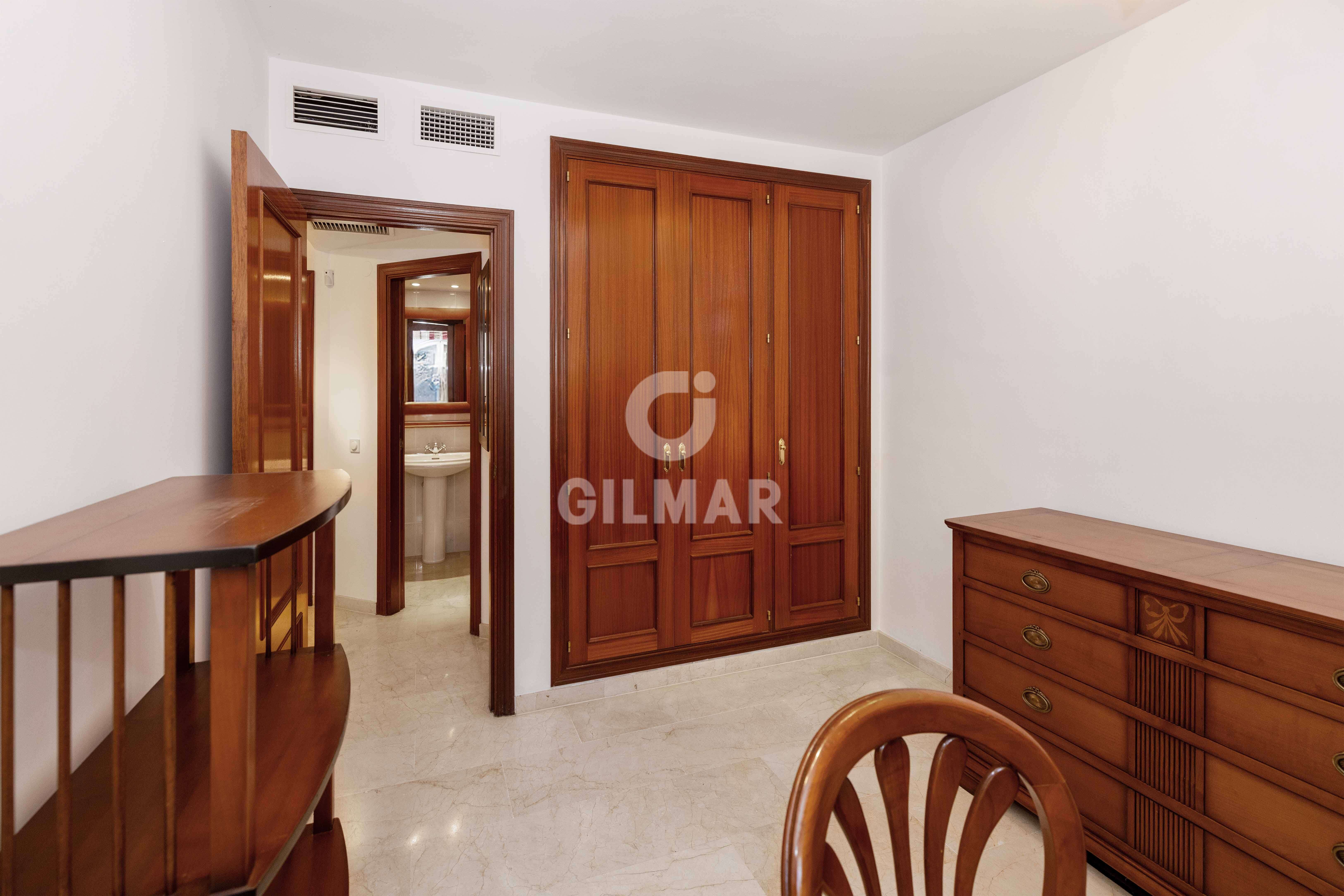 Photo of Triplex