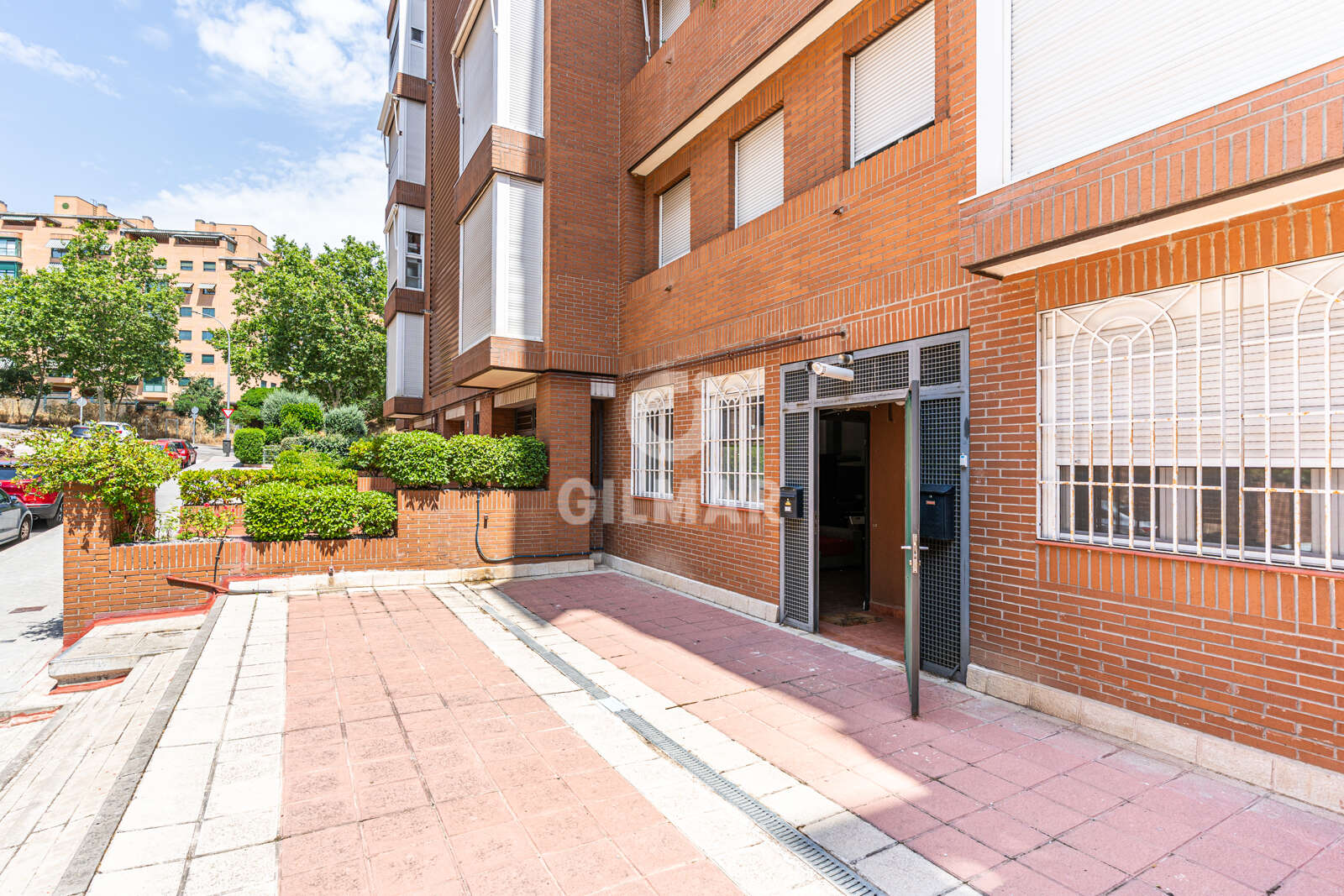 Property slider Gilmar