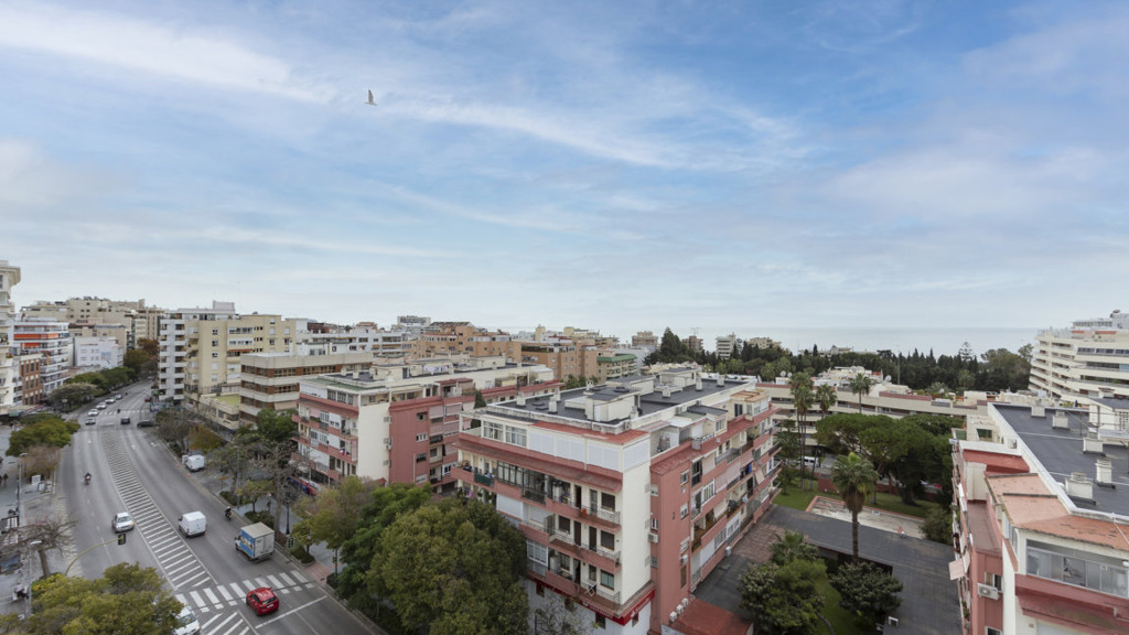 Attic-Duplex in Marbella Ciudad 24