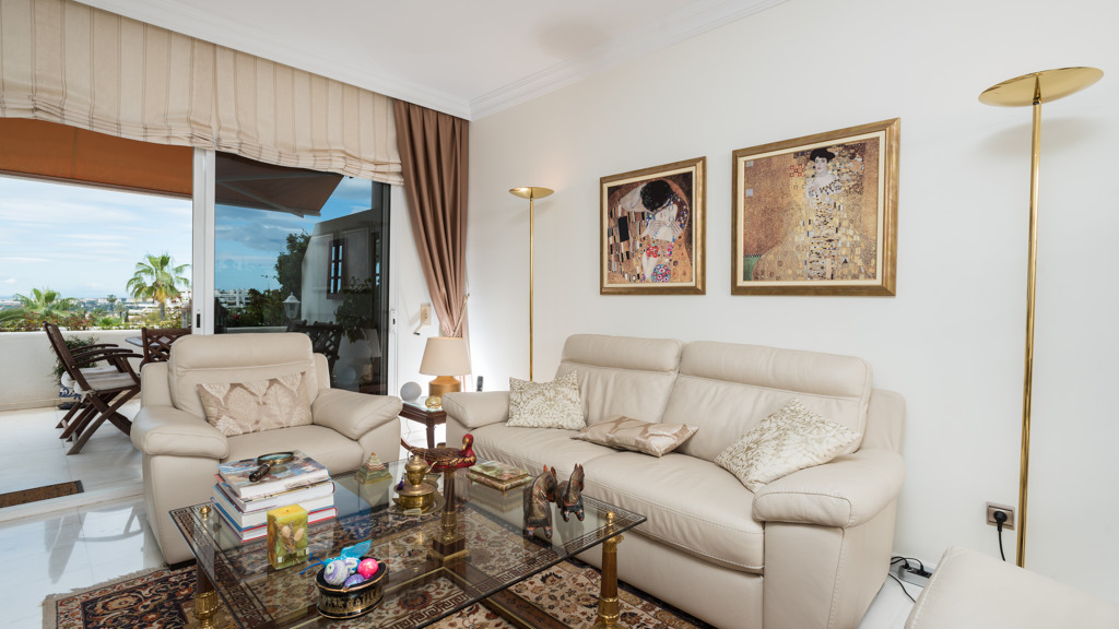 Apartment in Las Lomas del Marbella Club 9