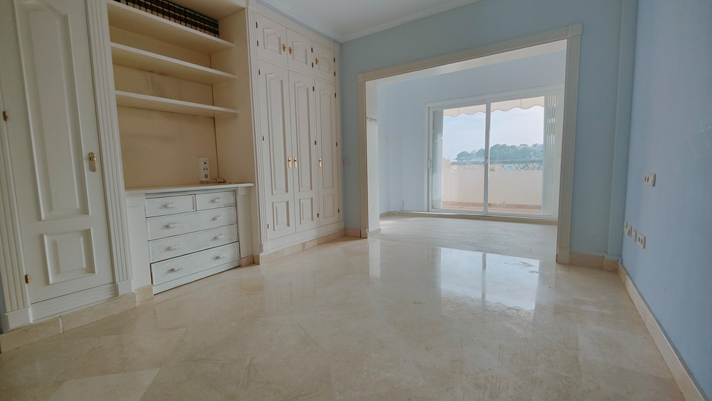 Apartment in Rio Real Golf 43